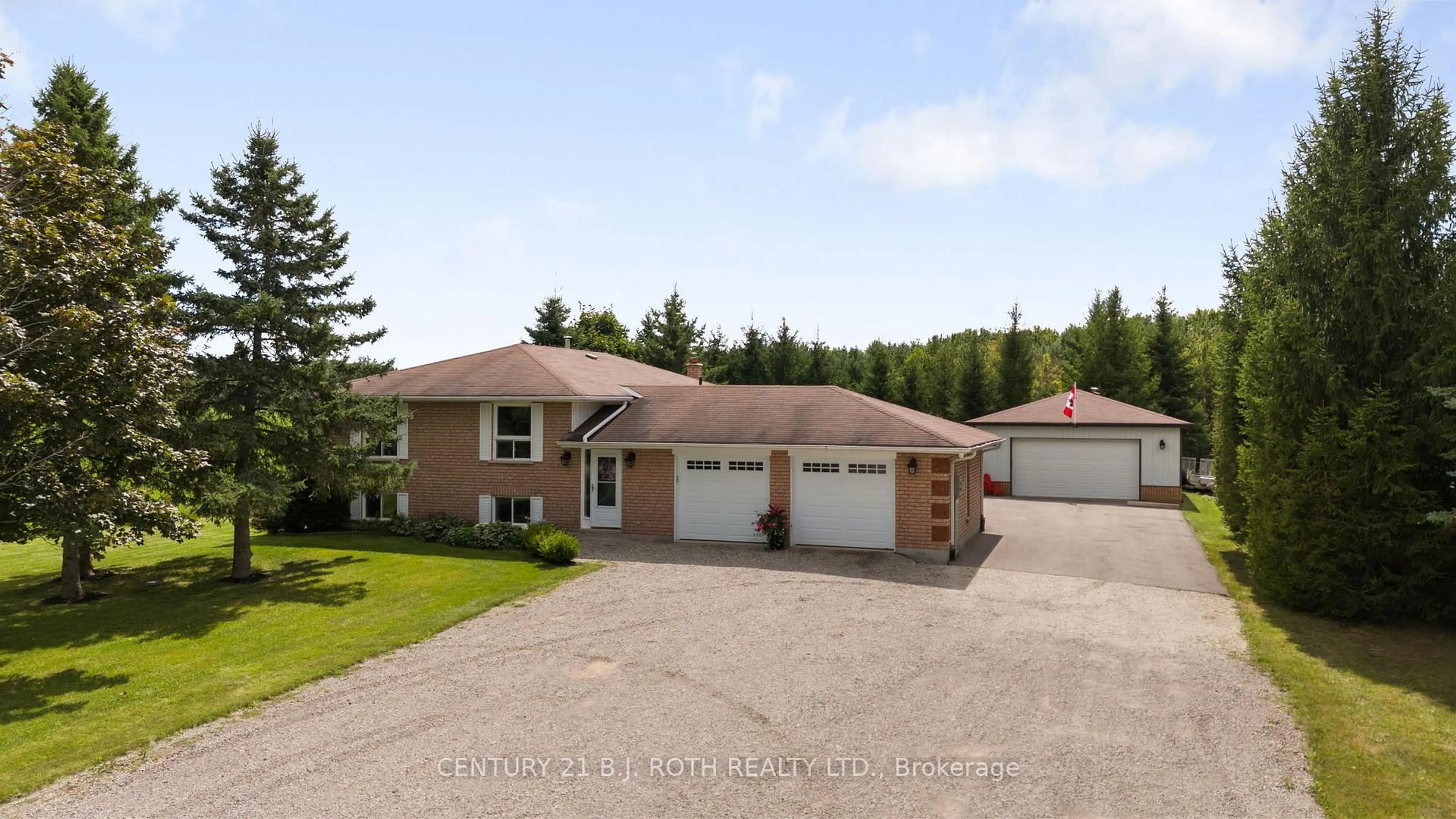 A pic from outside/outdoor area/front of a property/back of a property/a pic from drone, street for 5053 10TH Sdrd, Essa Ontario L0L 1N0