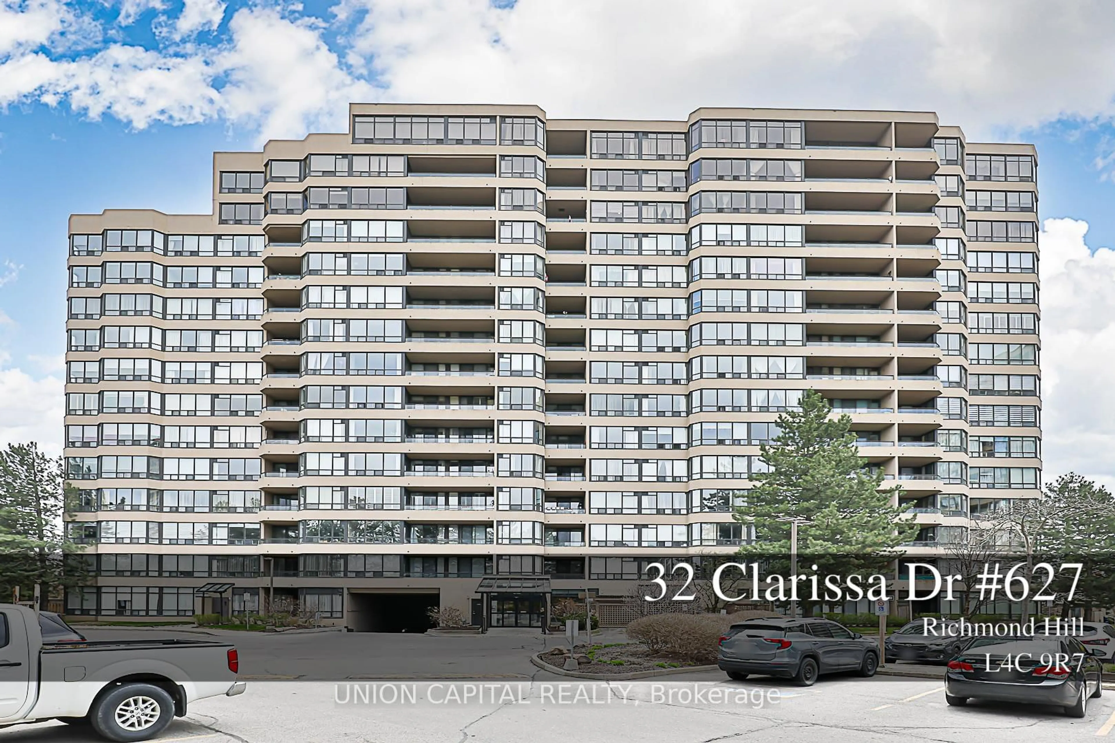 Blurry image for 32 Clarissa Dr #627, Richmond Hill Ontario L4C 9R7