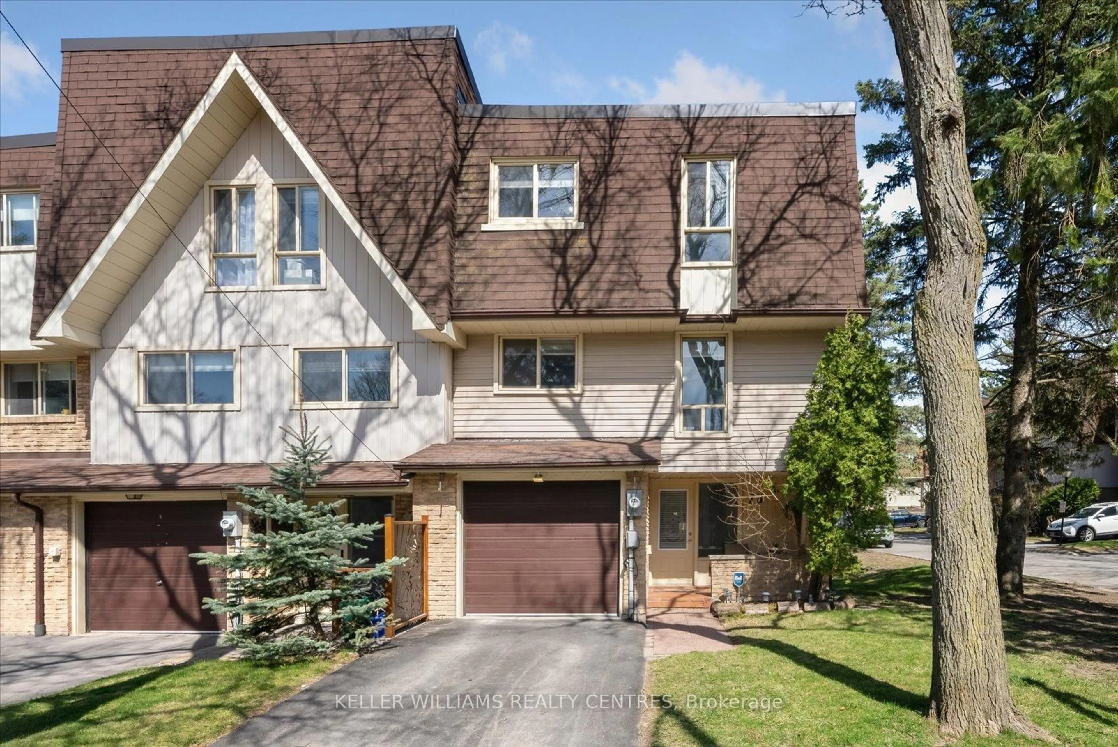 Home with brick exterior material, street for 73 Poplar Cres, Aurora Ontario L4G 3M4