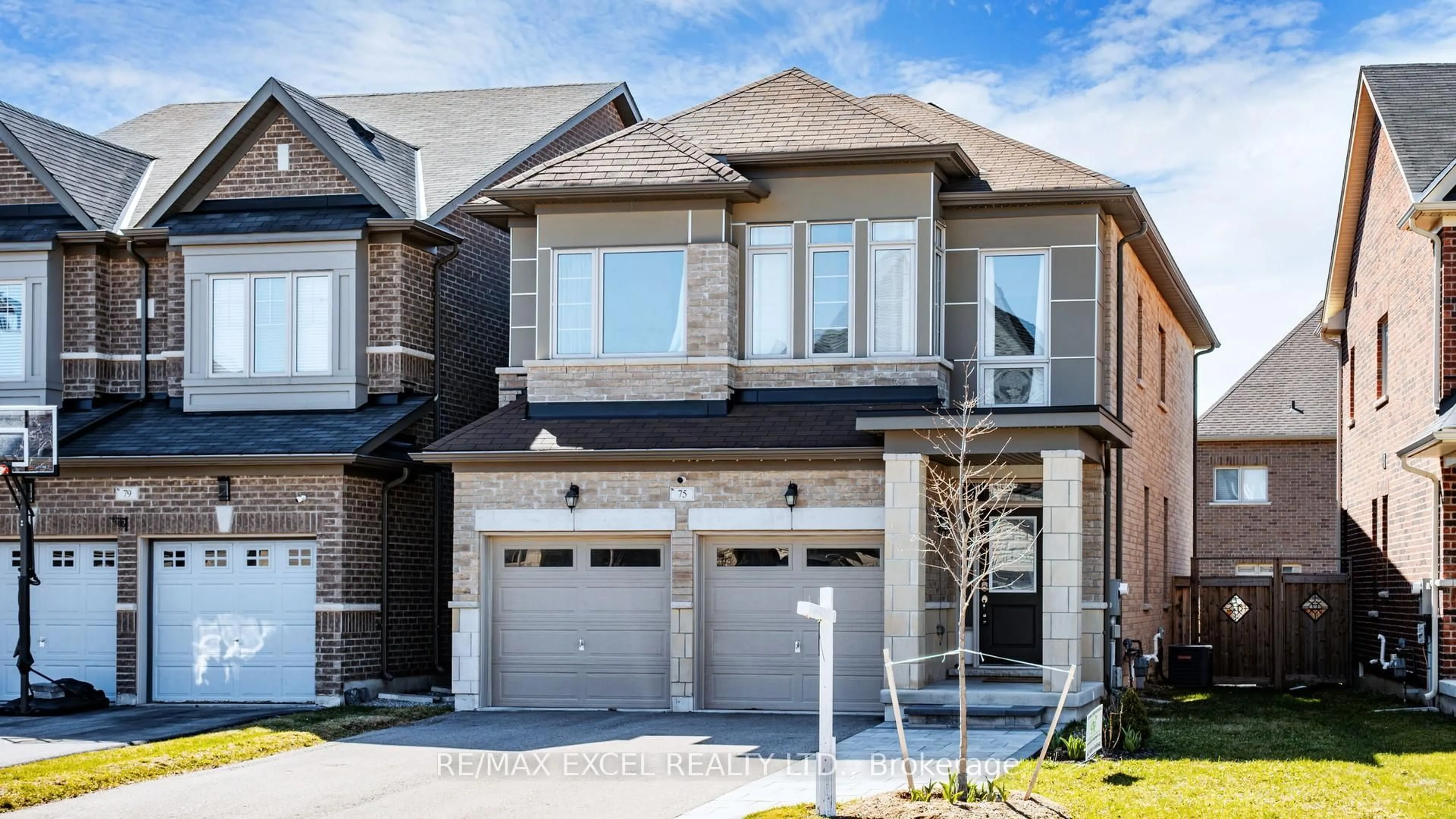 Home with brick exterior material, street for 75 Chouinard Way, Aurora Ontario L4G 7C4