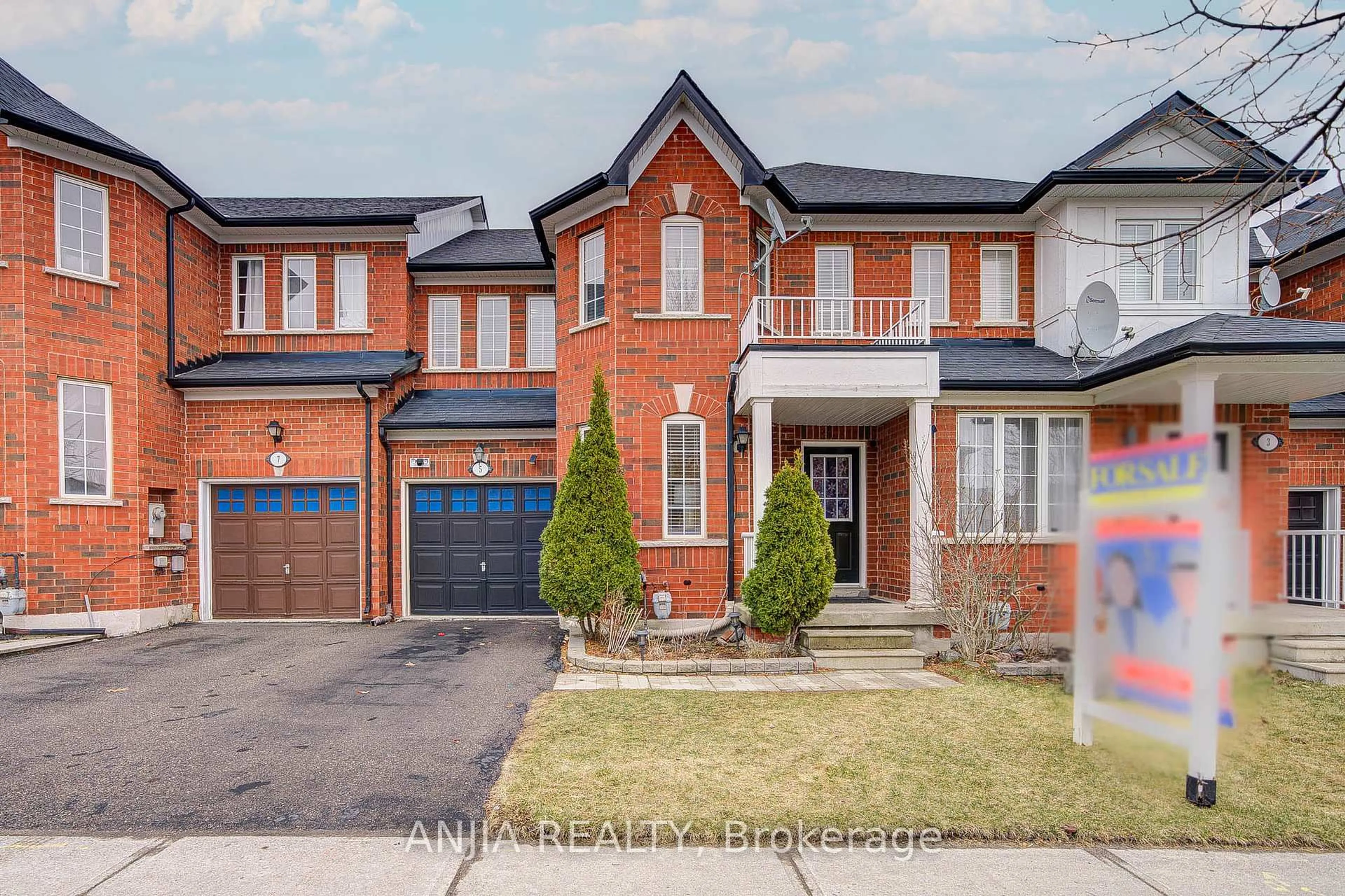 Home with brick exterior material, street for 5 Hartmoor St, Markham Ontario L6E 2C7