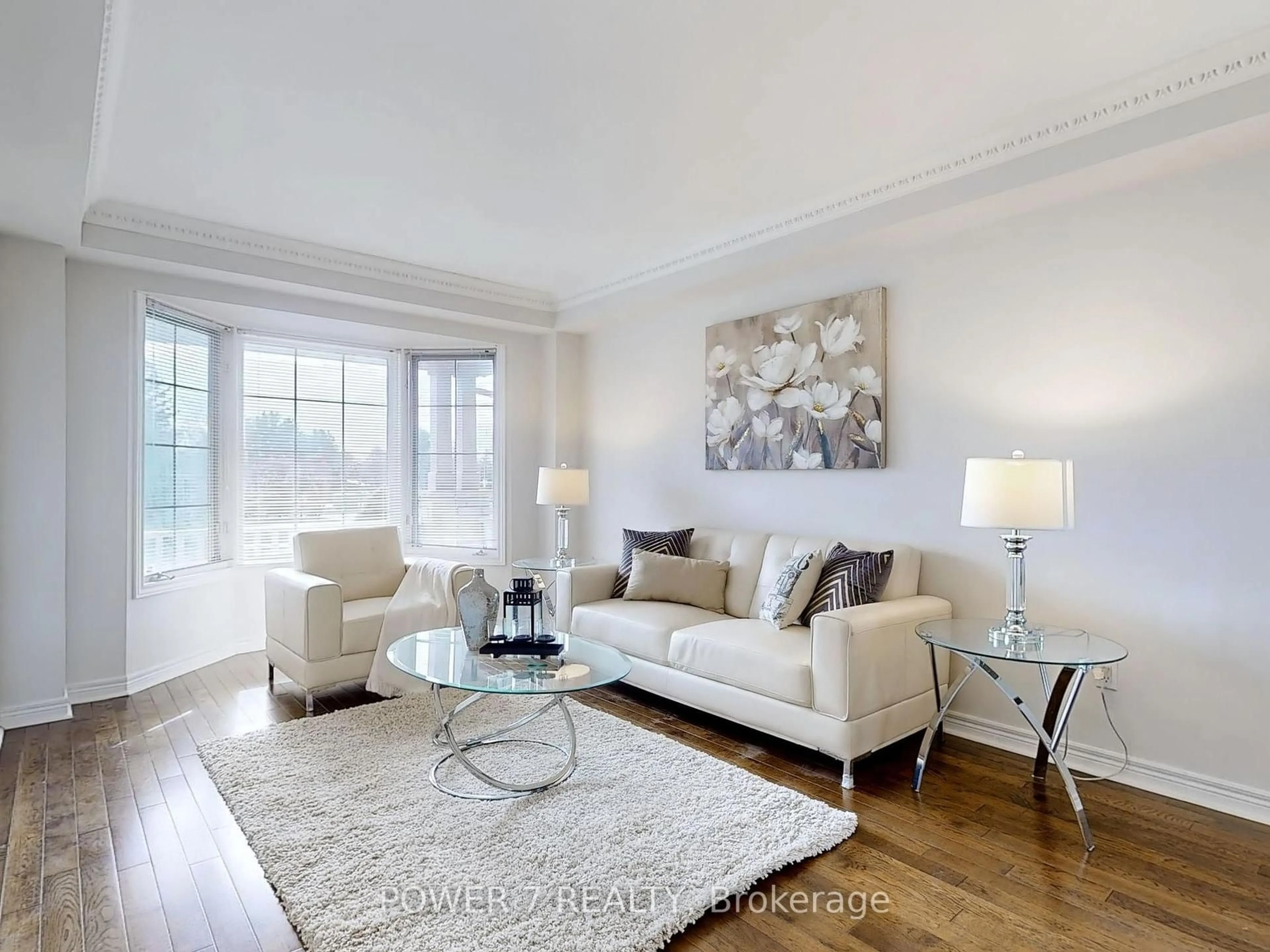 Living room with furniture, unknown for 101 Boxwood Cres, Markham Ontario L3S 4A3