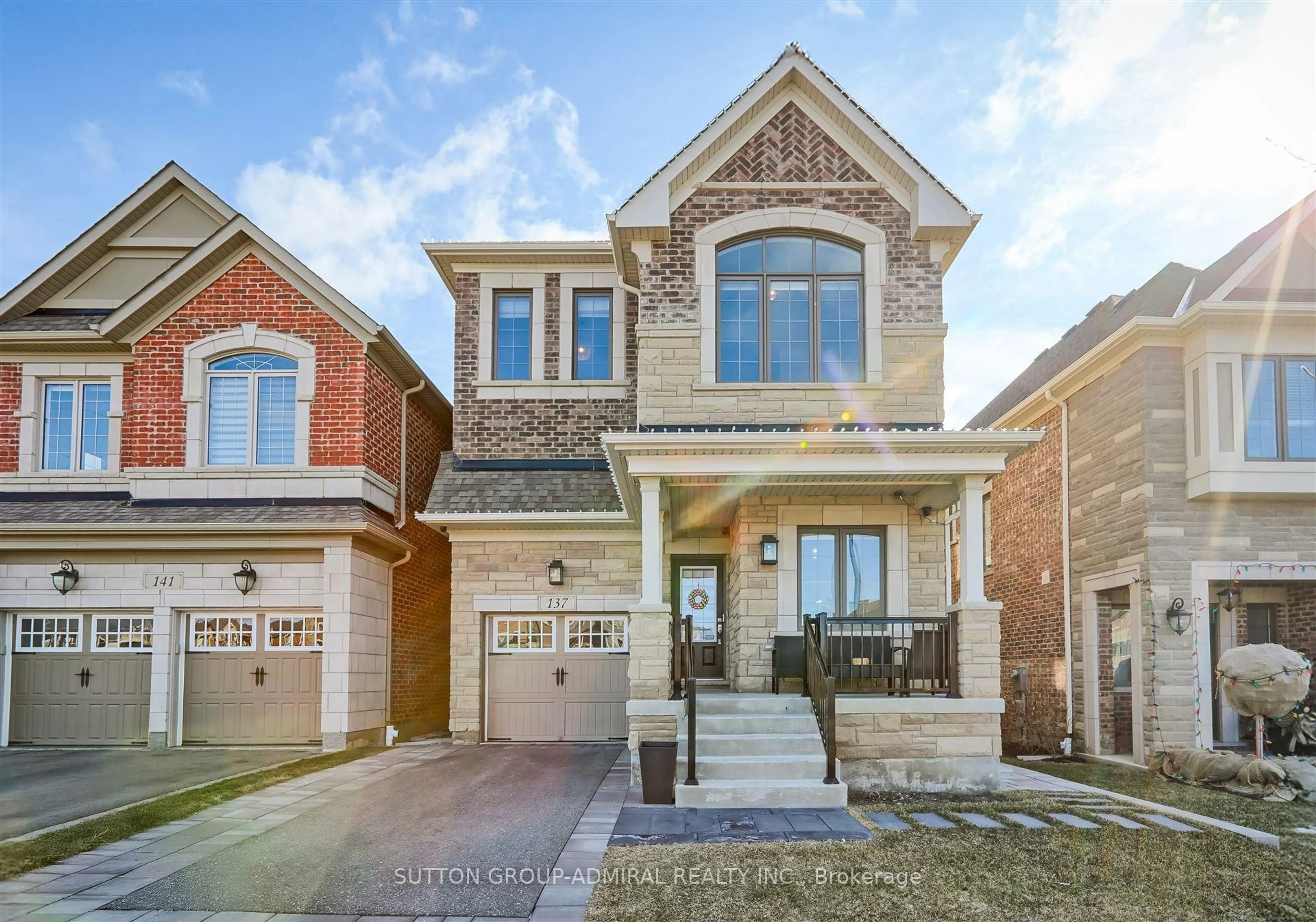 Home with brick exterior material, street for 137 Kleinburg Summit Way, Vaughan Ontario L4H 4V4