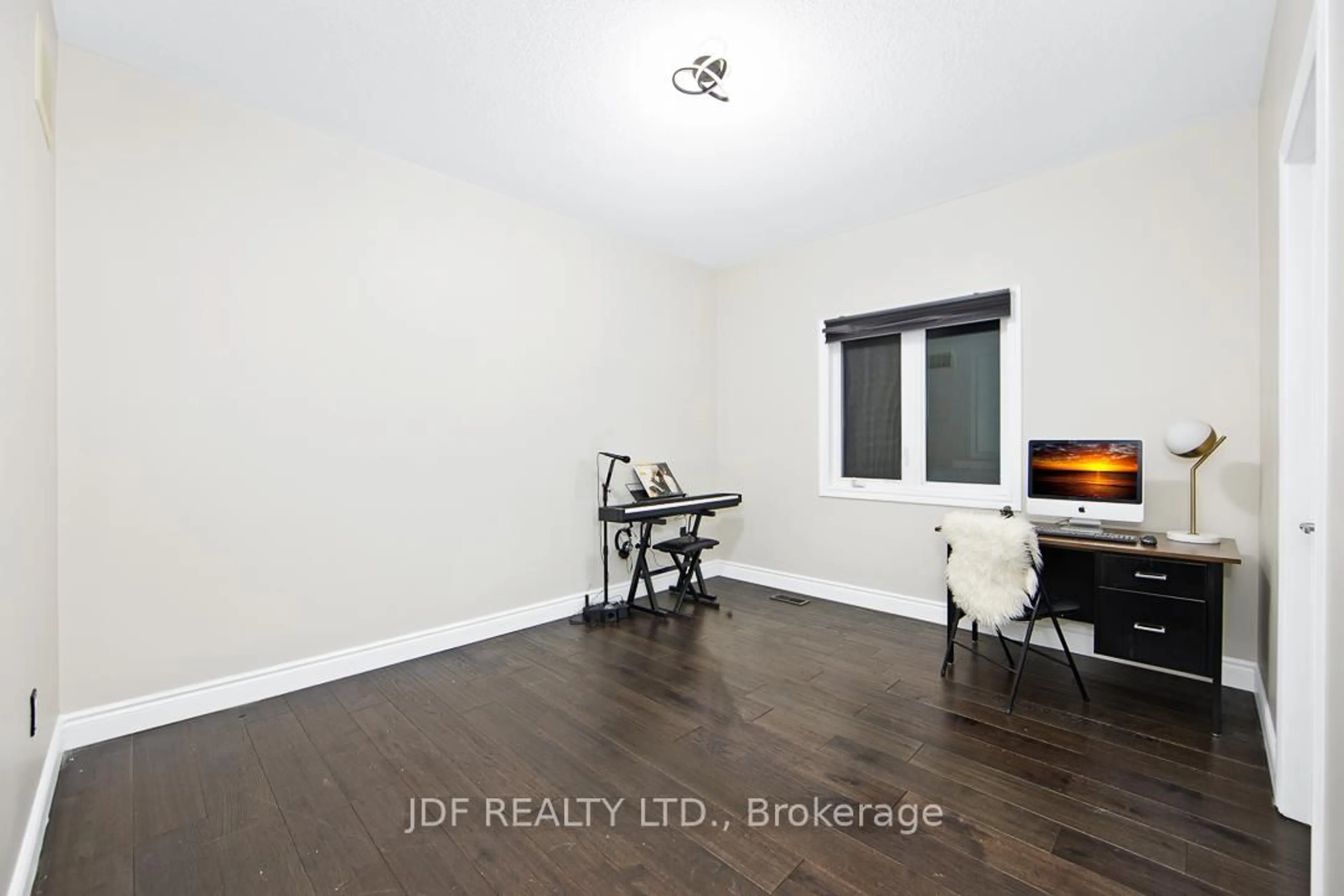 A pic of a room for 125 Cranbrook Cres, Vaughan Ontario L4H 4G9