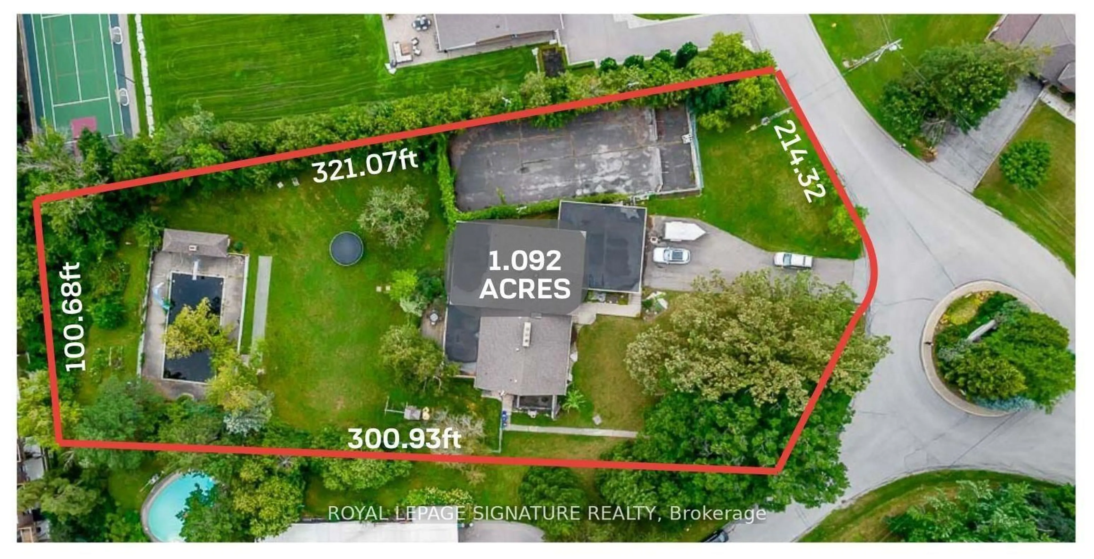 A pic from outside/outdoor area/front of a property/back of a property/a pic from drone, street for 83 Sylvadene Pkwy, Vaughan Ontario L4L 2M5