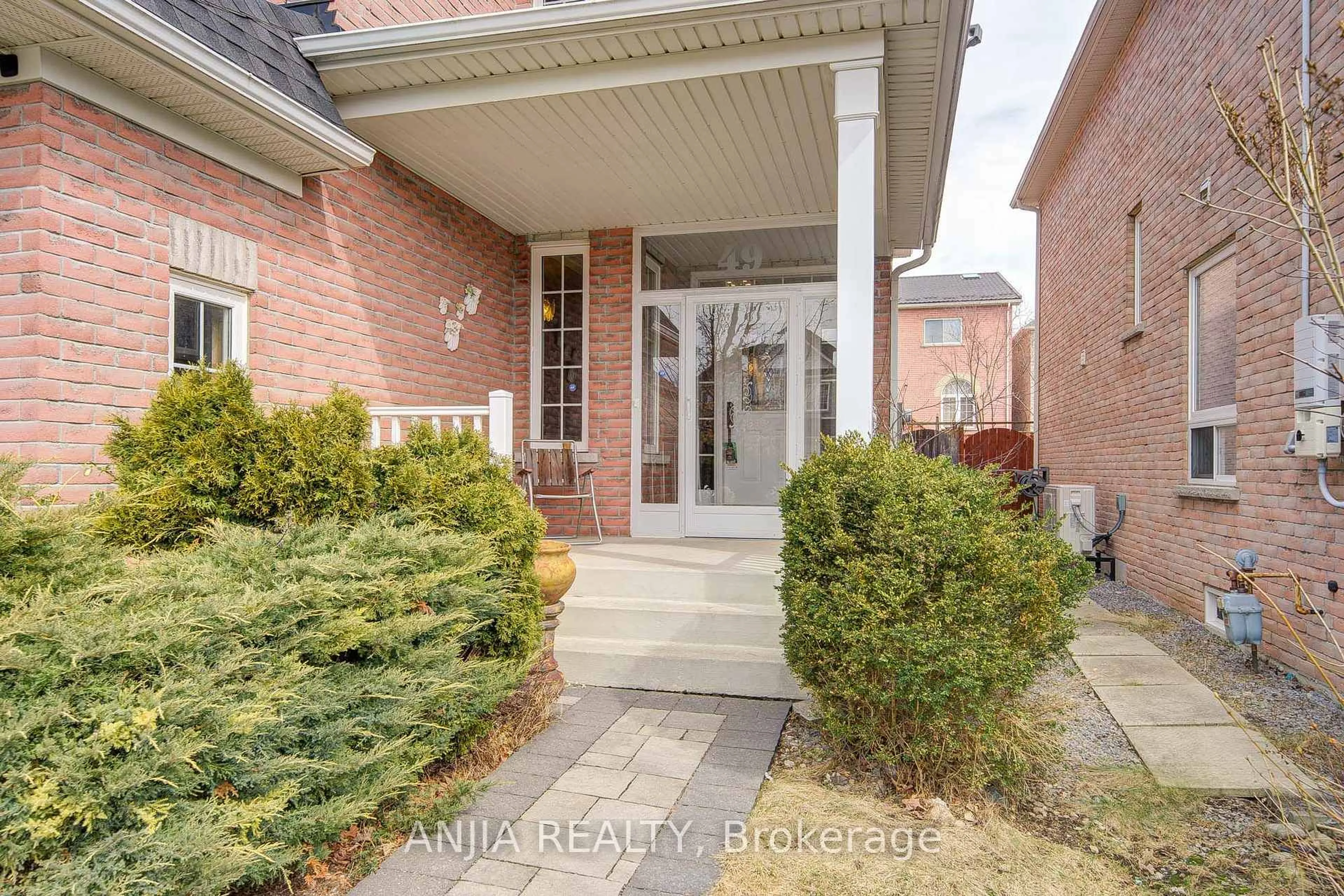 Unknown for 49 Kentley St, Markham Ontario L6C 3G2