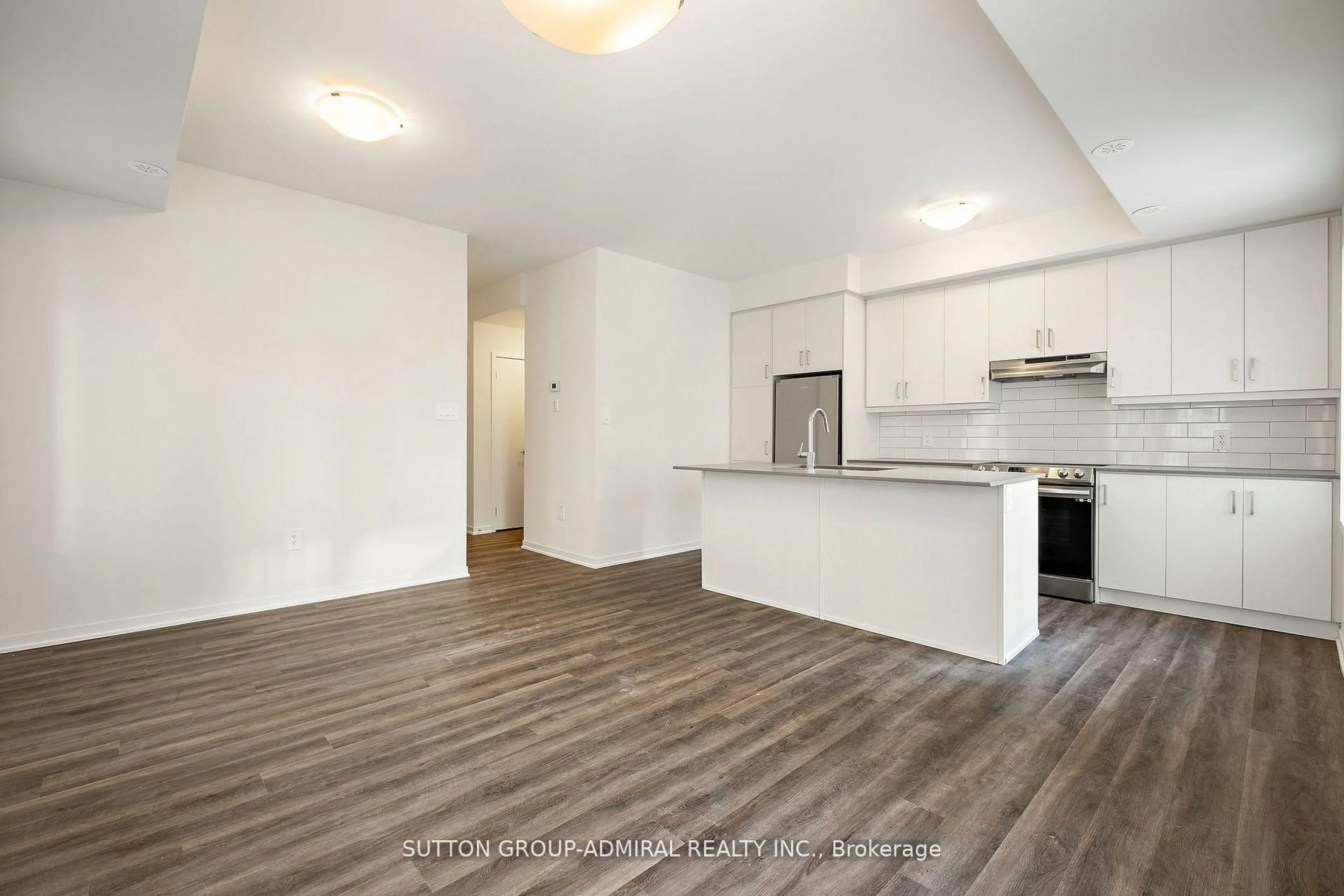 Unknown for 39 Honeycrisp Cres #TH73, Vaughan Ontario L4K 0N1