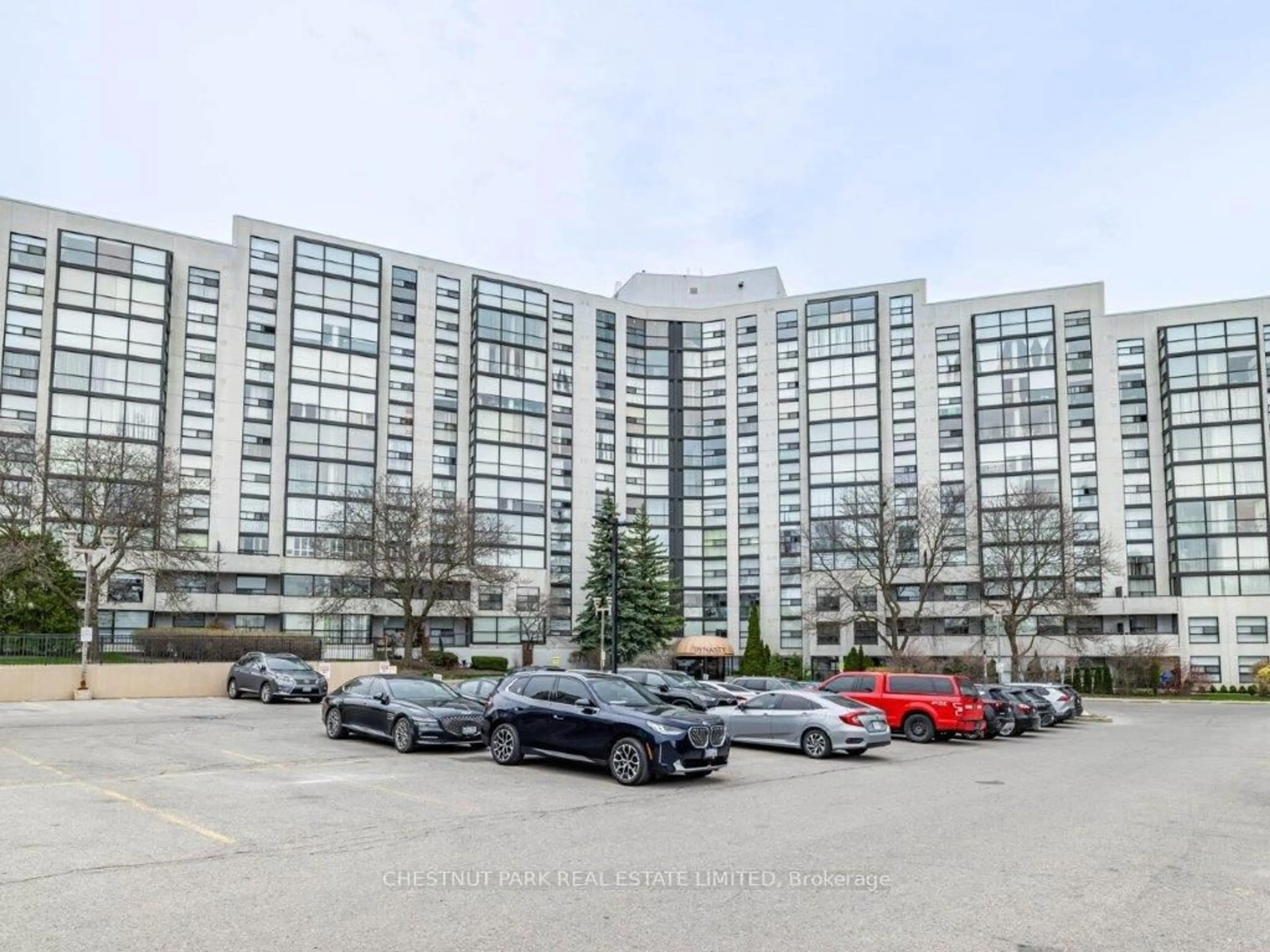 Unknown for 30 Harding Blvd #107, Richmond Hill Ontario L4C 9M3