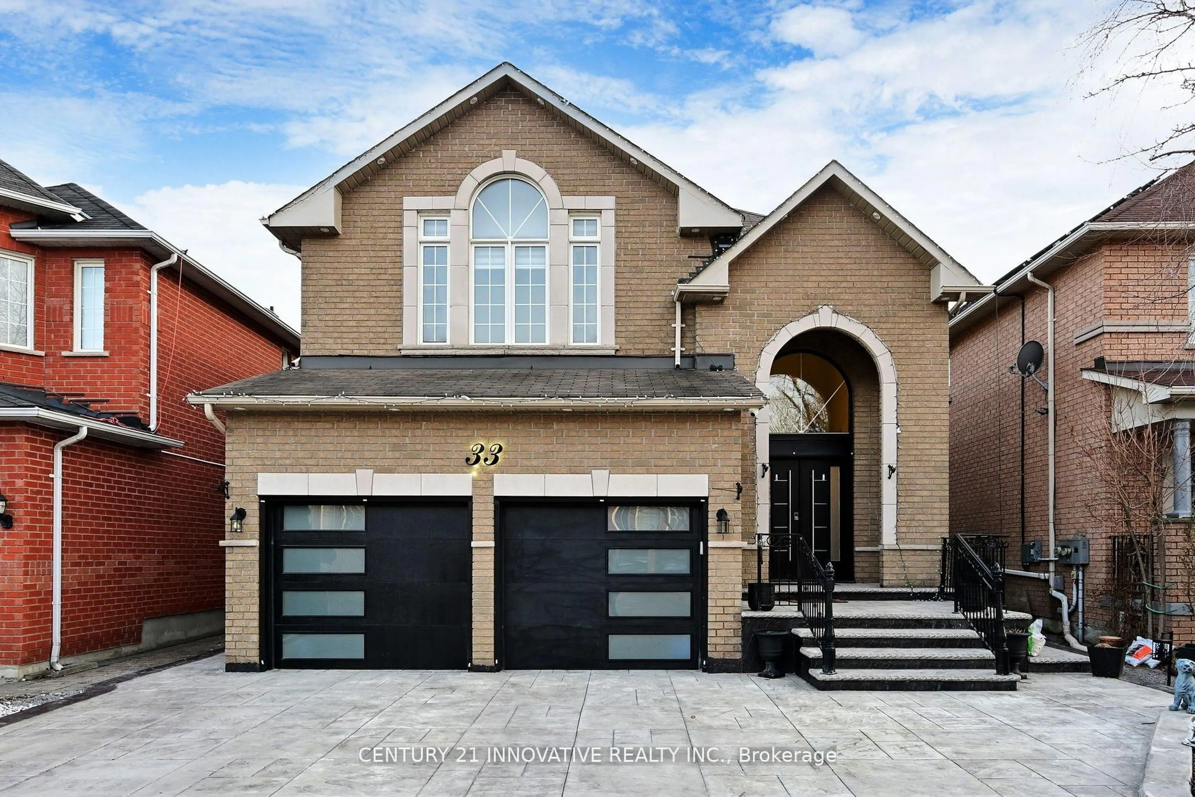 Home with brick exterior material, street for 33 Ferncliffe Cres, Markham Ontario L3S 4N9