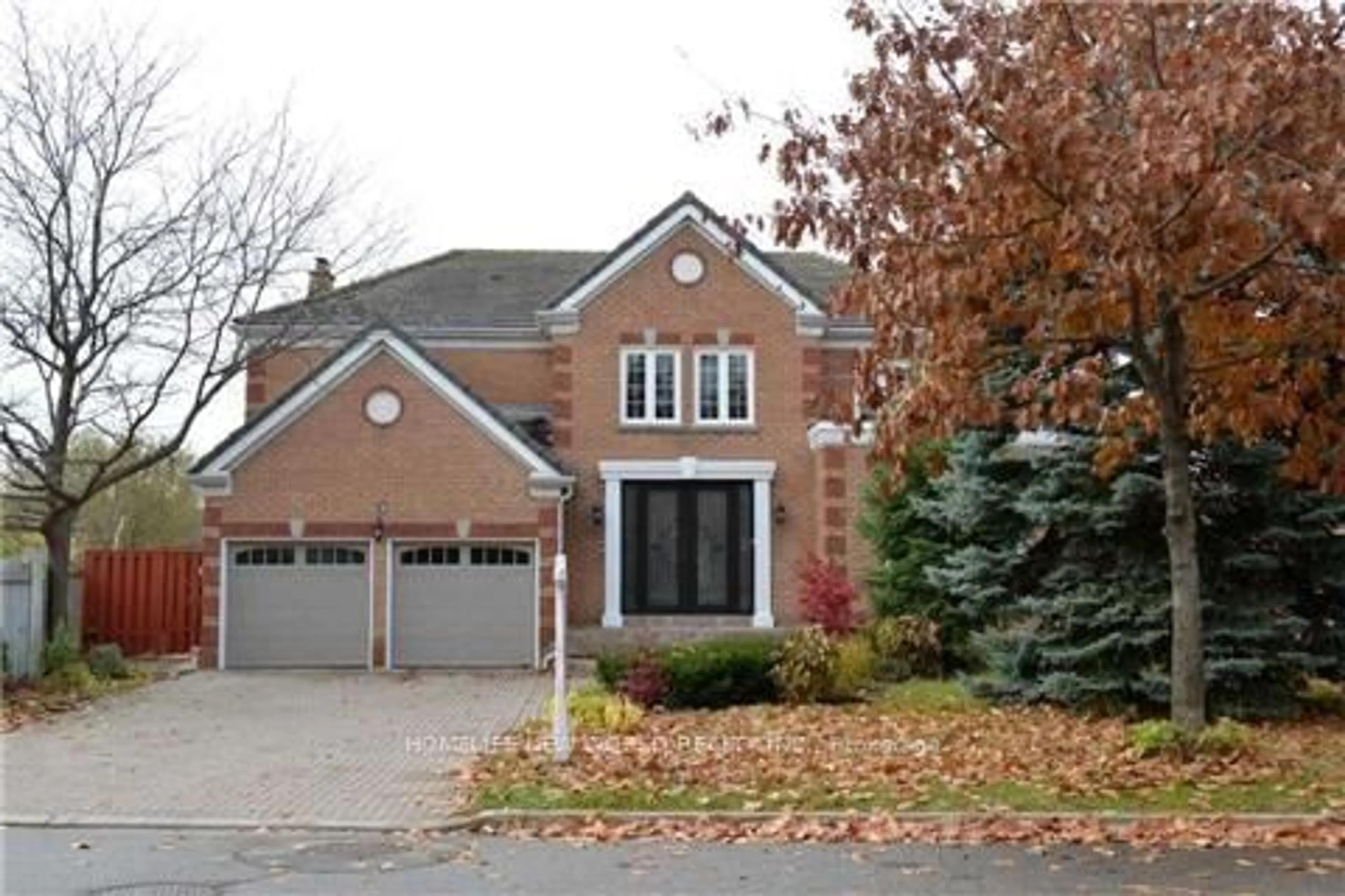 Home with brick exterior material, street for 2 Gatewood Crt, Richmond Hill Ontario L4B 2L5