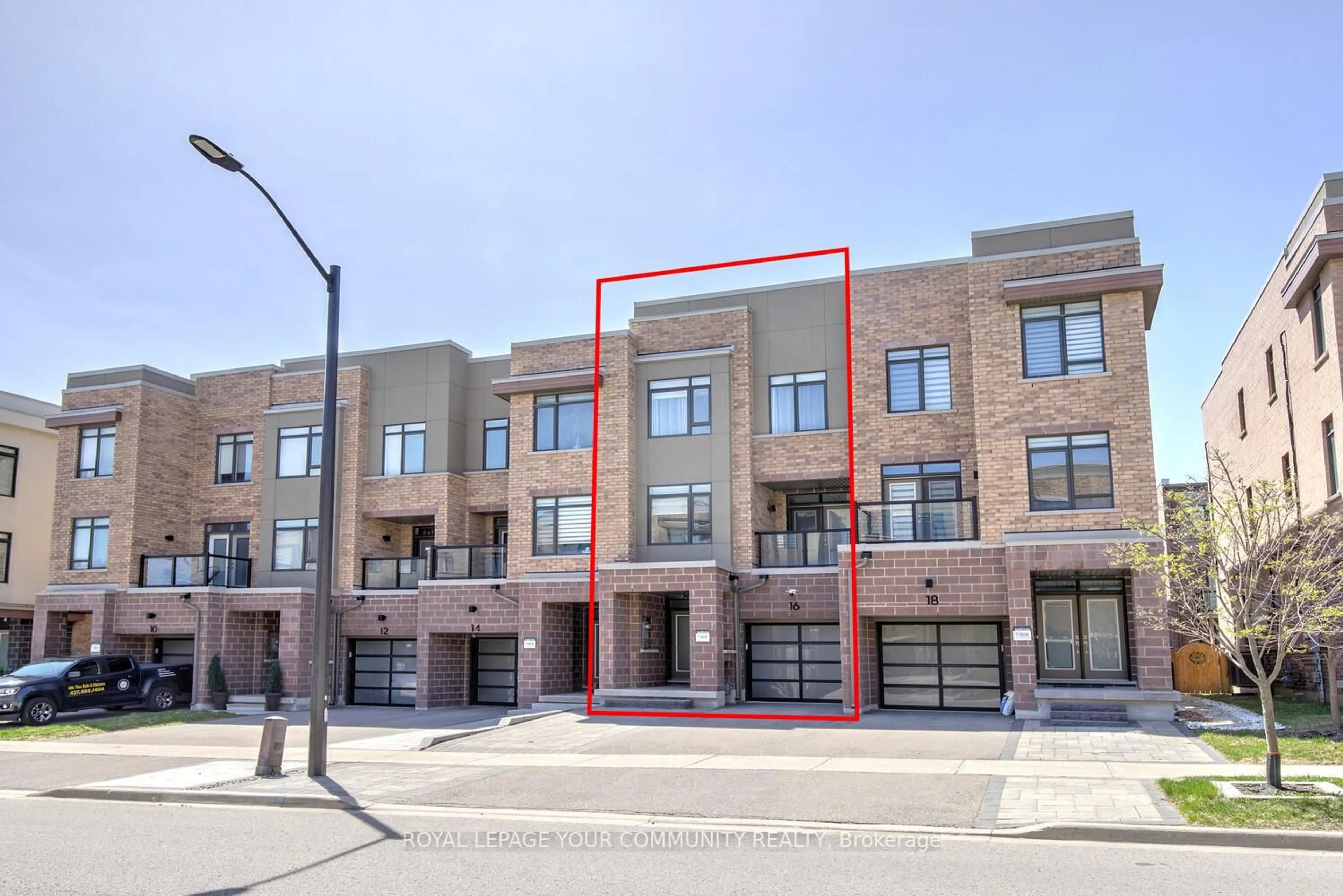 Unknown for 16 Glenngarry Cres, Vaughan Ontario L6A 4Z4