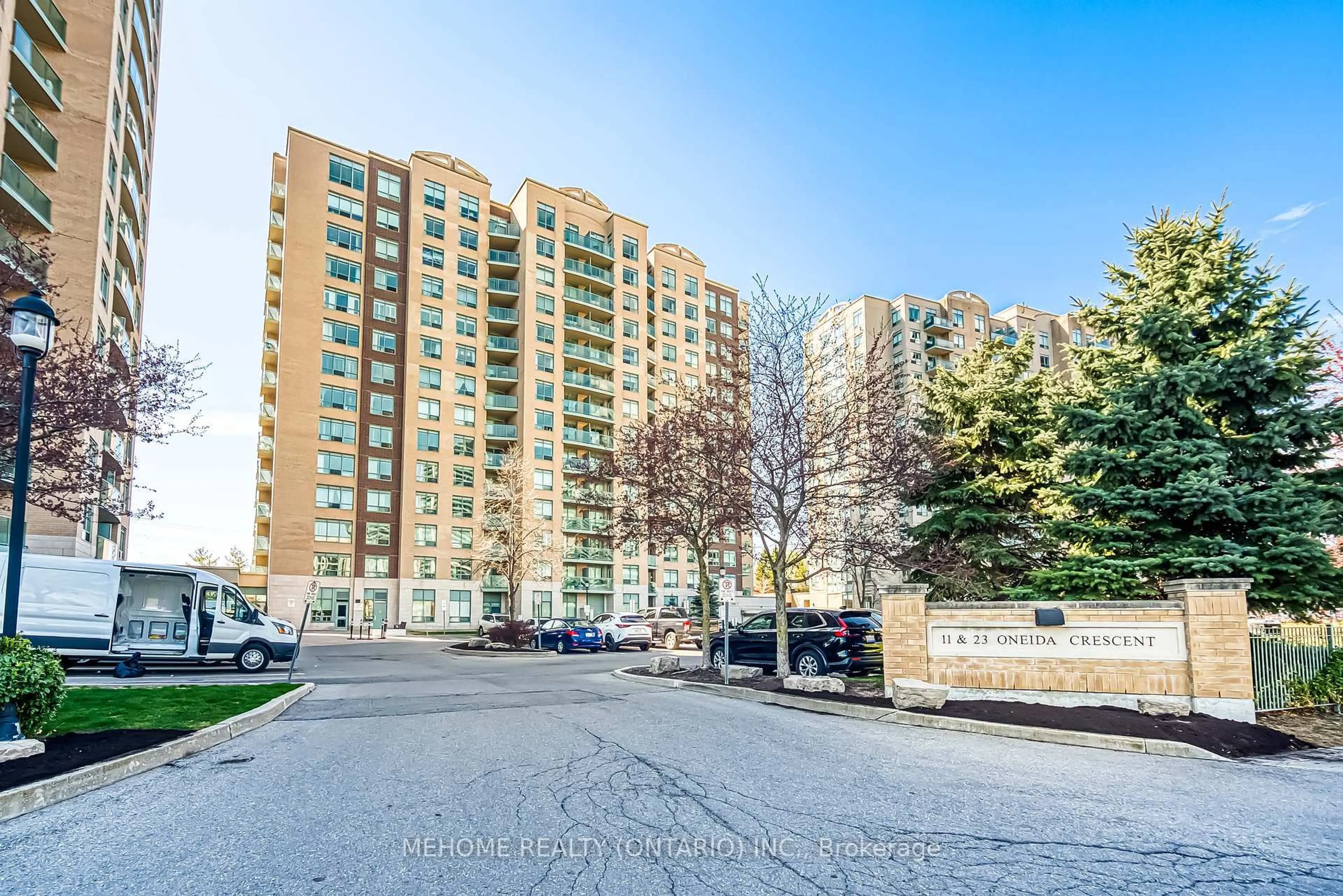 Unknown for 23 Oneida Cres #LPH02, Richmond Hill Ontario L4B 0A2