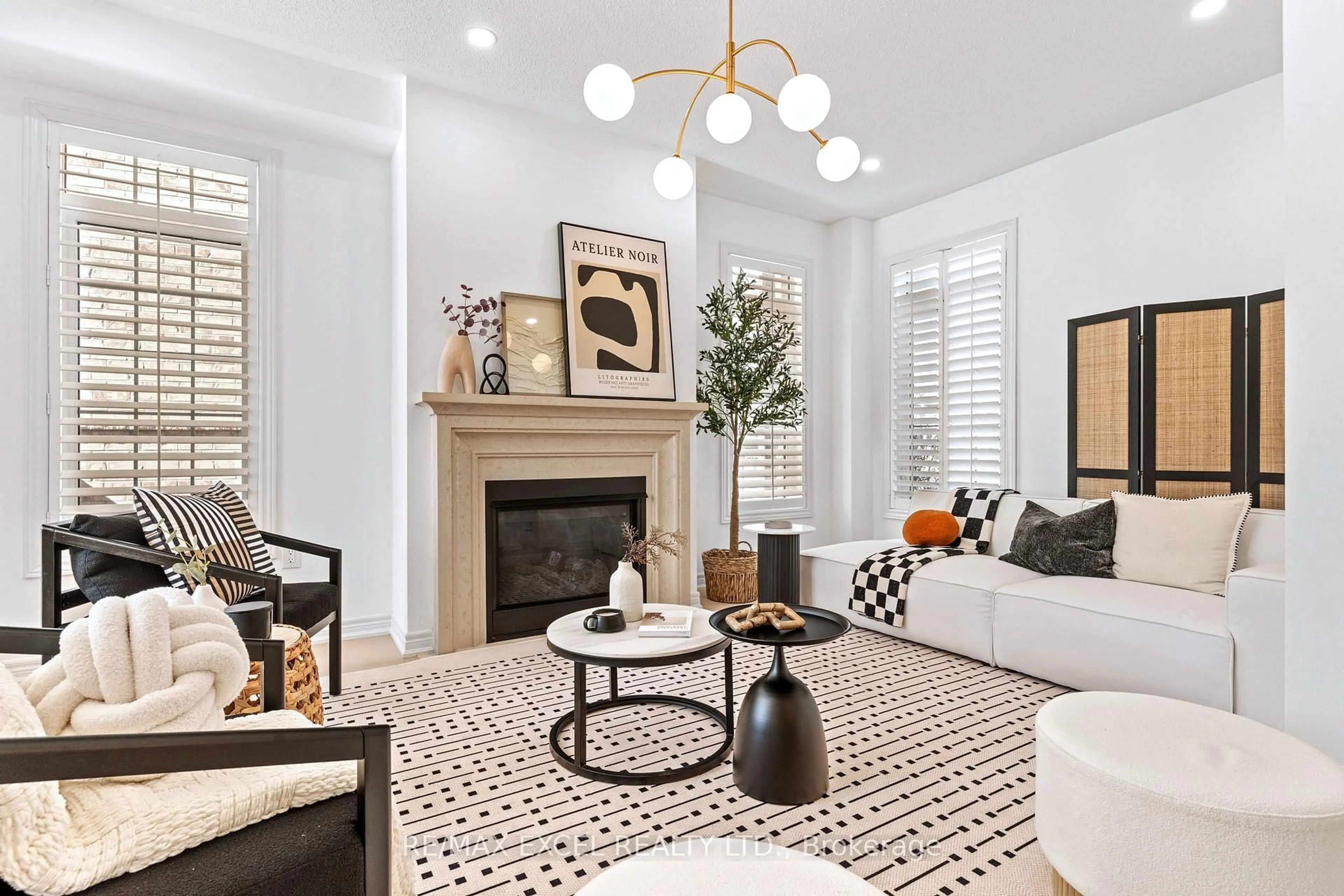 Living room with furniture, unknown for 322 Barons St, Vaughan Ontario L4H 4H4