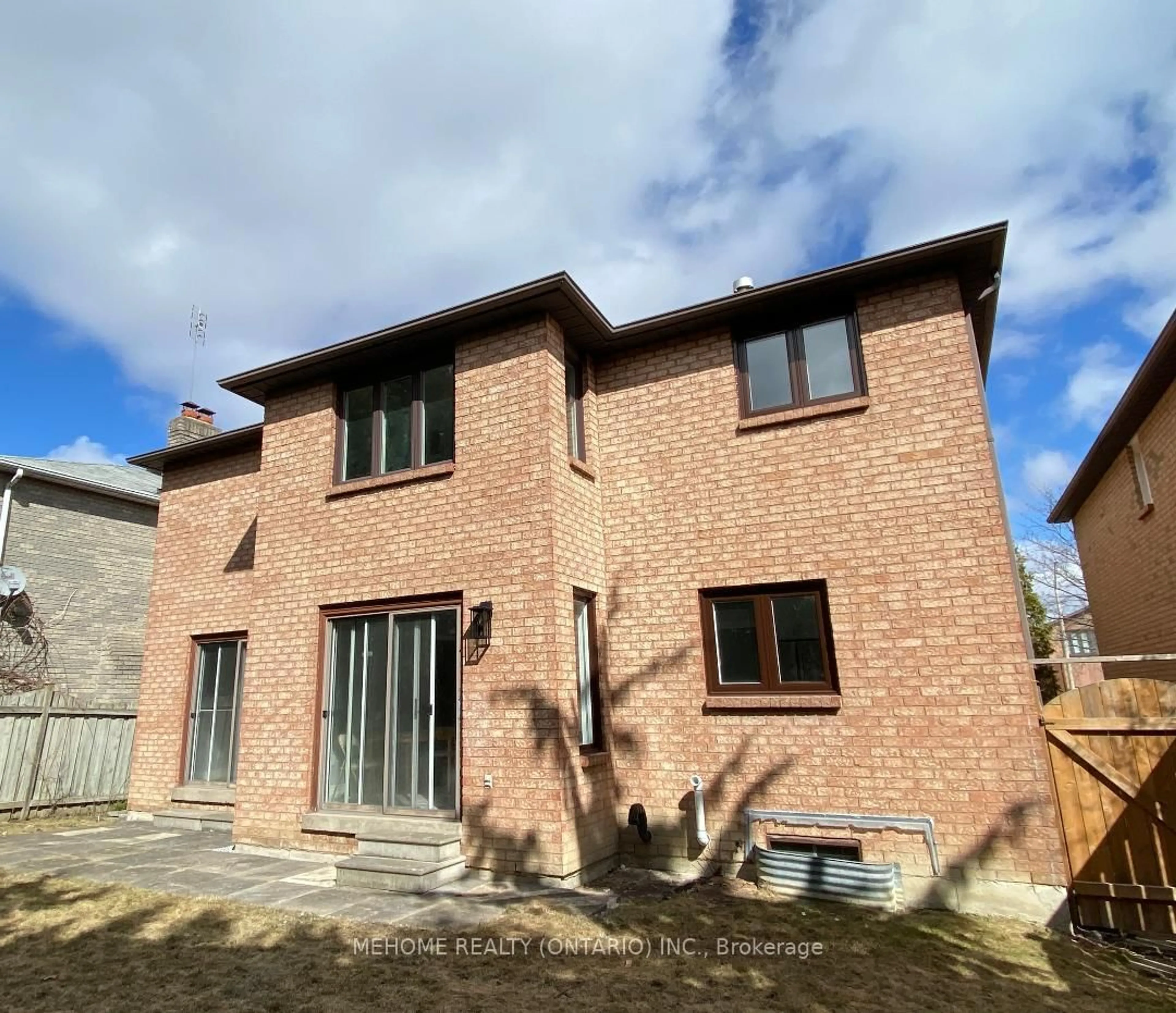 Home with brick exterior material, building for 12 Highbridge Rd, Richmond Hill Ontario L4B 1Y1