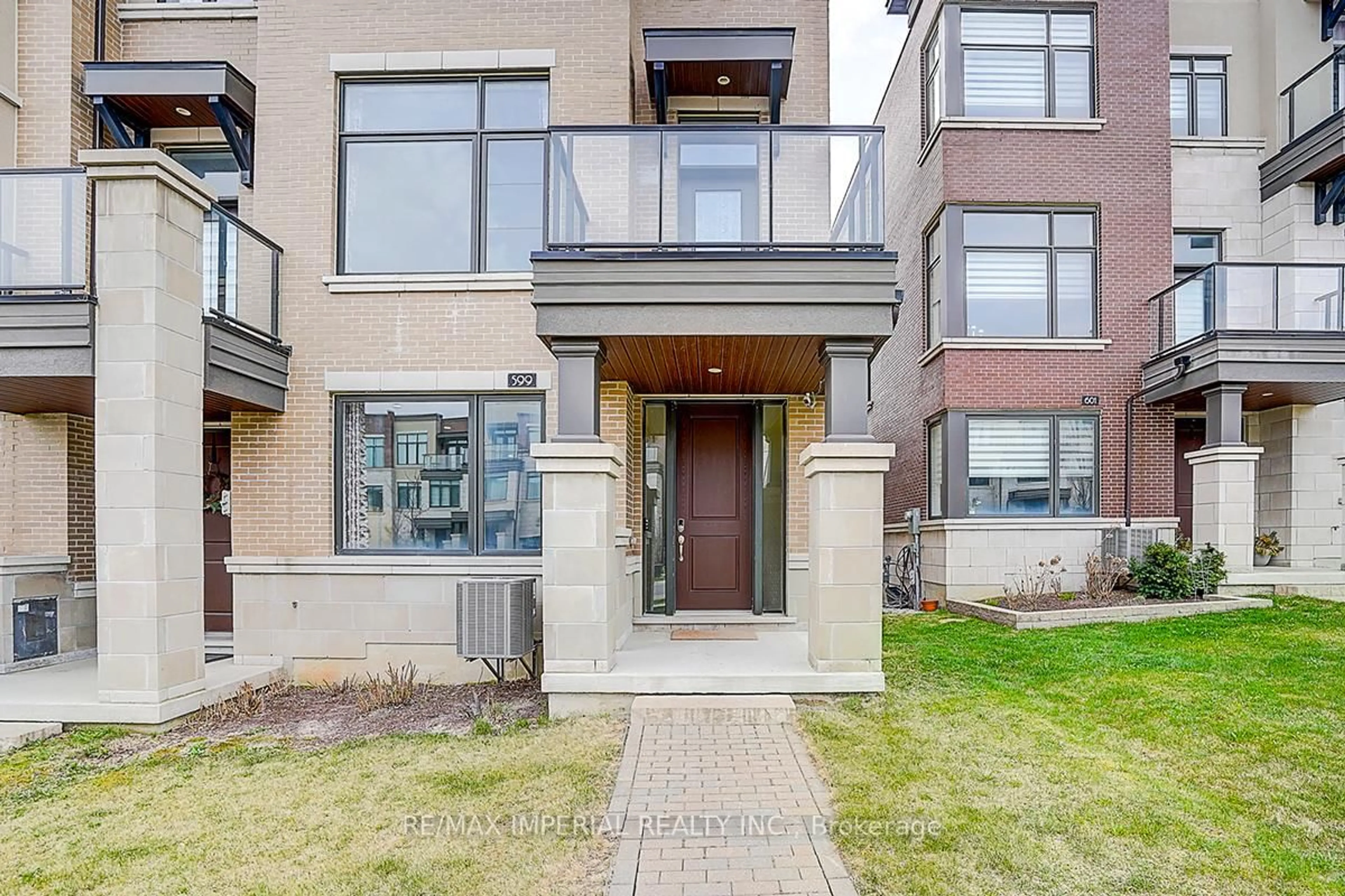 Unknown for 599 Marc Santi Blvd, Vaughan Ontario L6A 4Z8