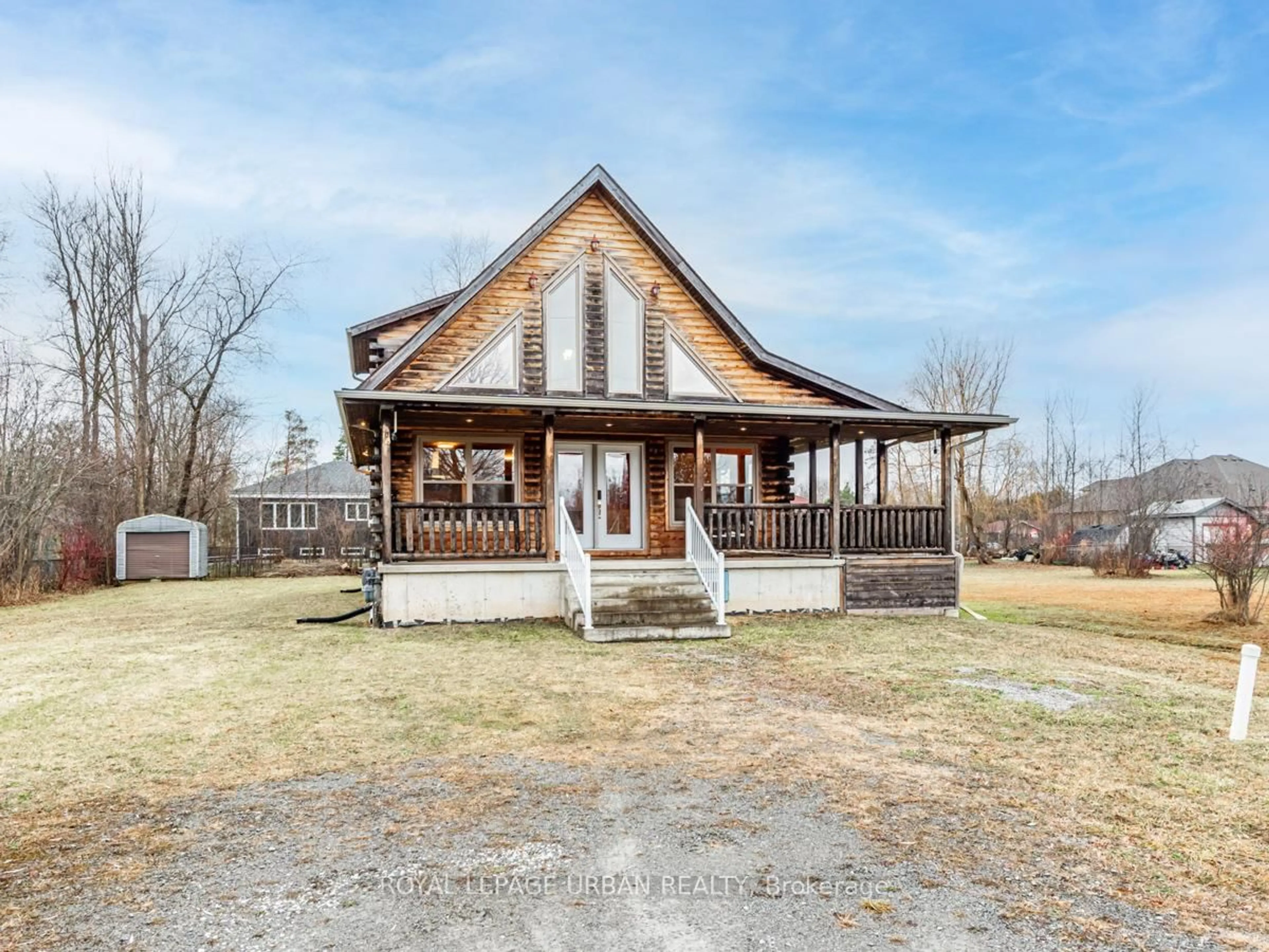 A pic from outside/outdoor area/front of a property/back of a property/a pic from drone, building for 756 Rockaway Rd, Georgina Ontario L0E 1S0