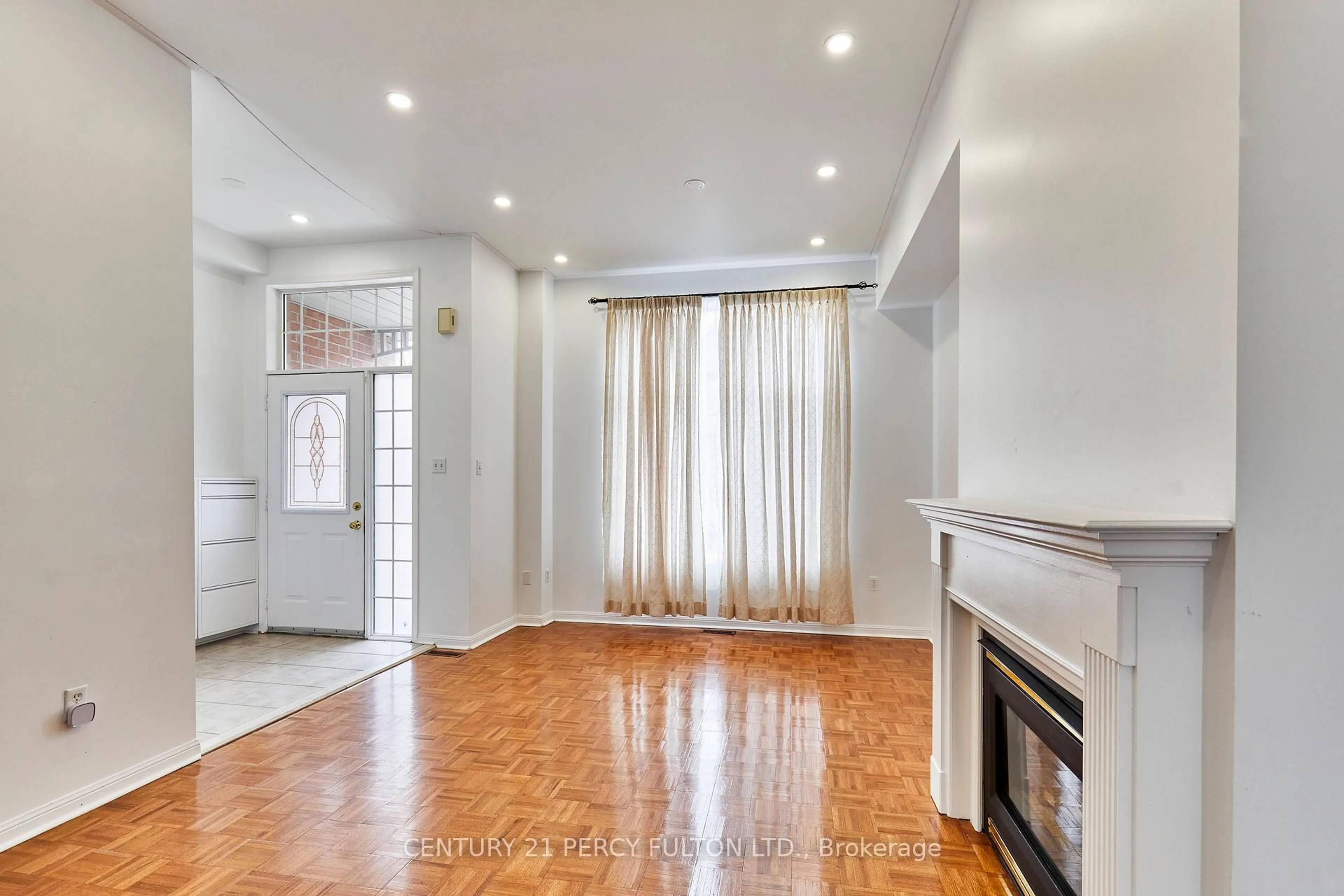 Unknown for 130 Walkerville Rd, Markham Ontario L6B 1B6
