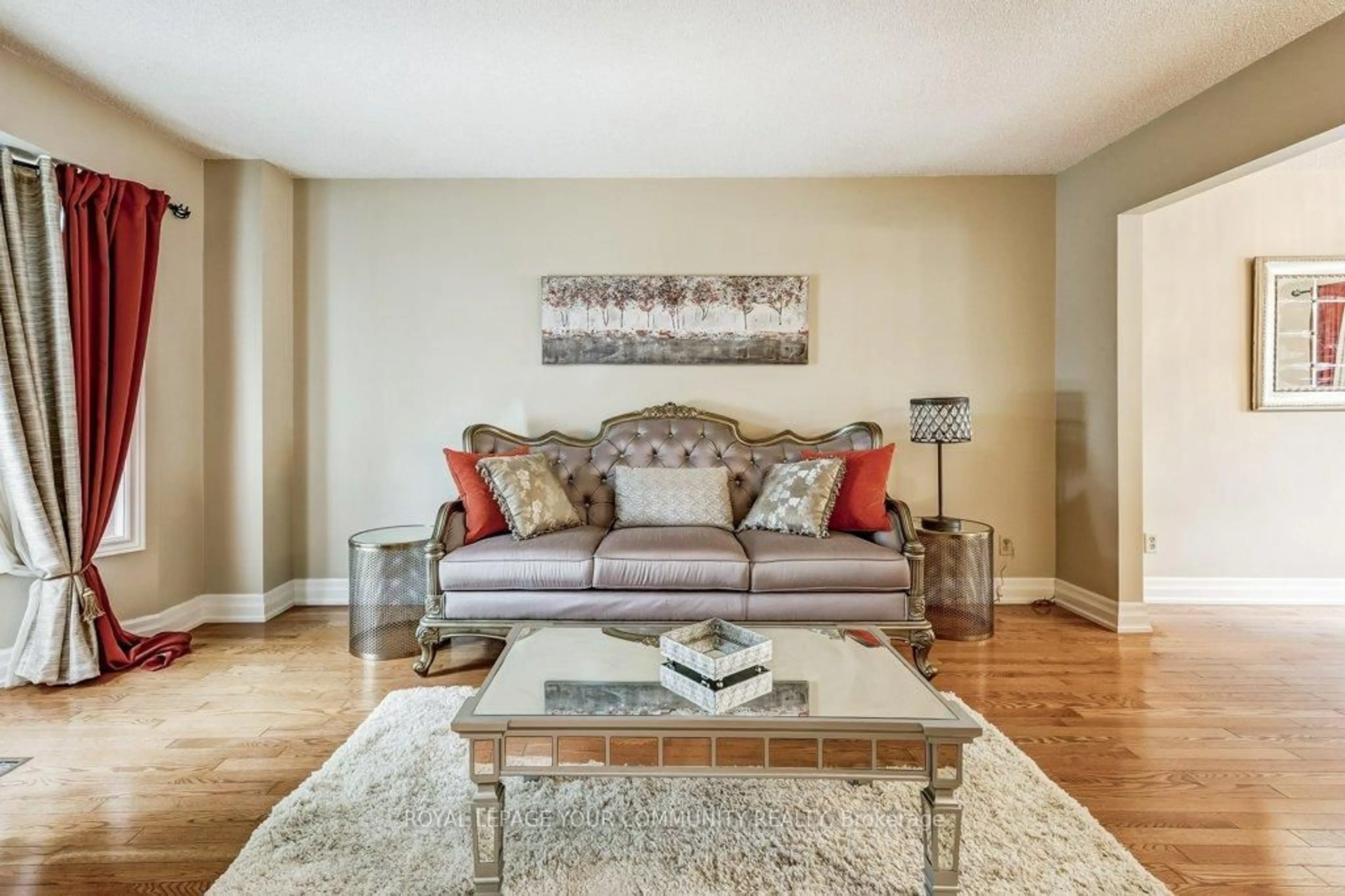 Living room with furniture, unknown for 63 O'connor Cres, Richmond Hill Ontario L4C 7P8