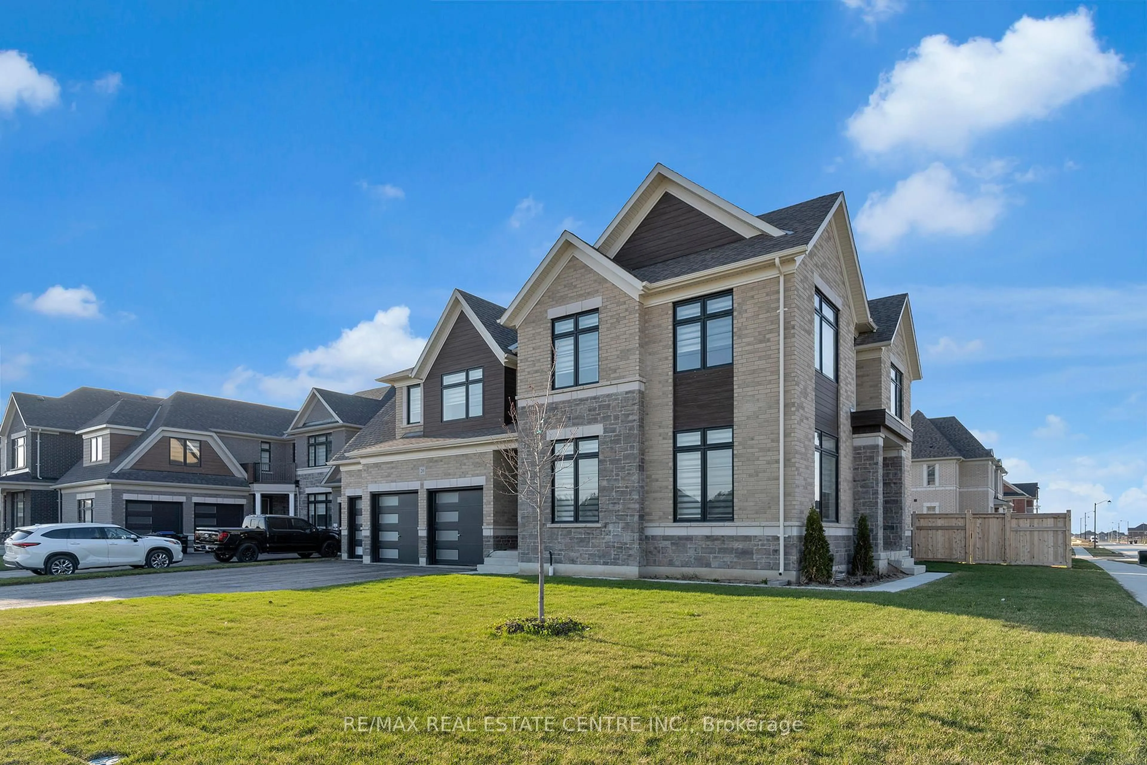 Home with brick exterior material, street for 20 Magnolia Ave, Adjala-Tosorontio Ontario L0G 1W0