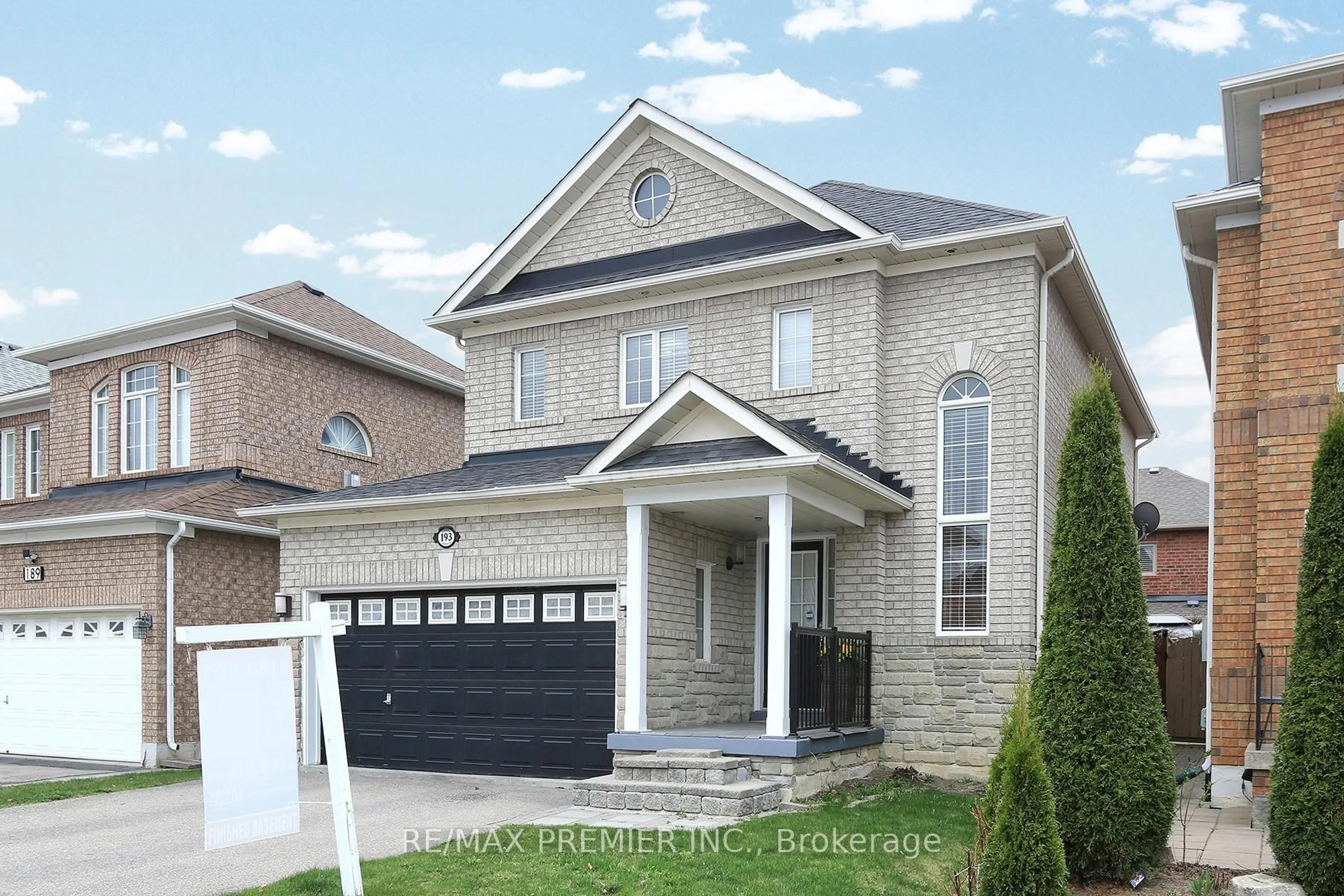 Home with brick exterior material, street for 193 Tierra Ave, Vaughan Ontario L6A 3H5