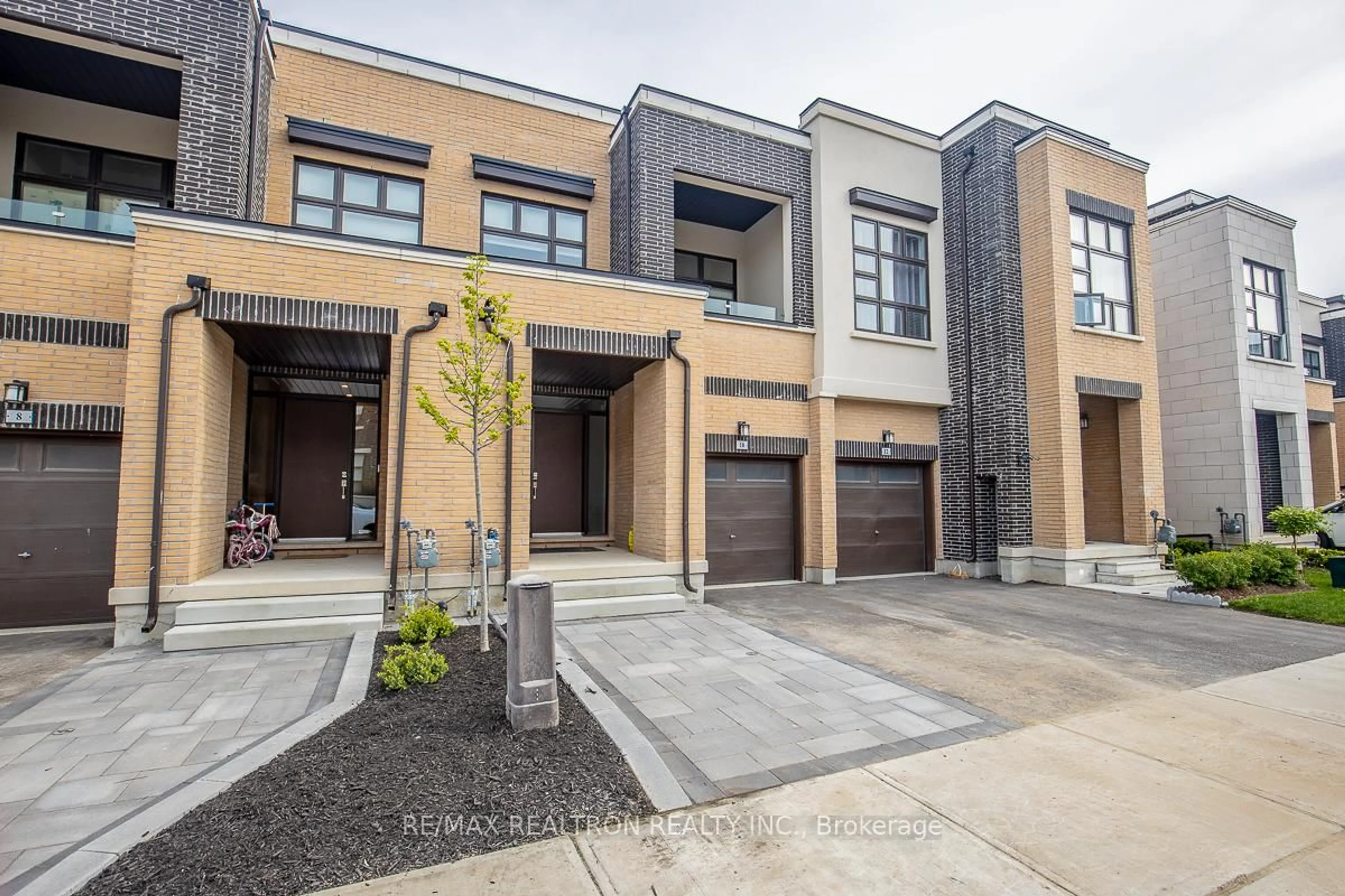 Unknown for 10 Causland Lane, Richmond Hill Ontario L4S 0G5