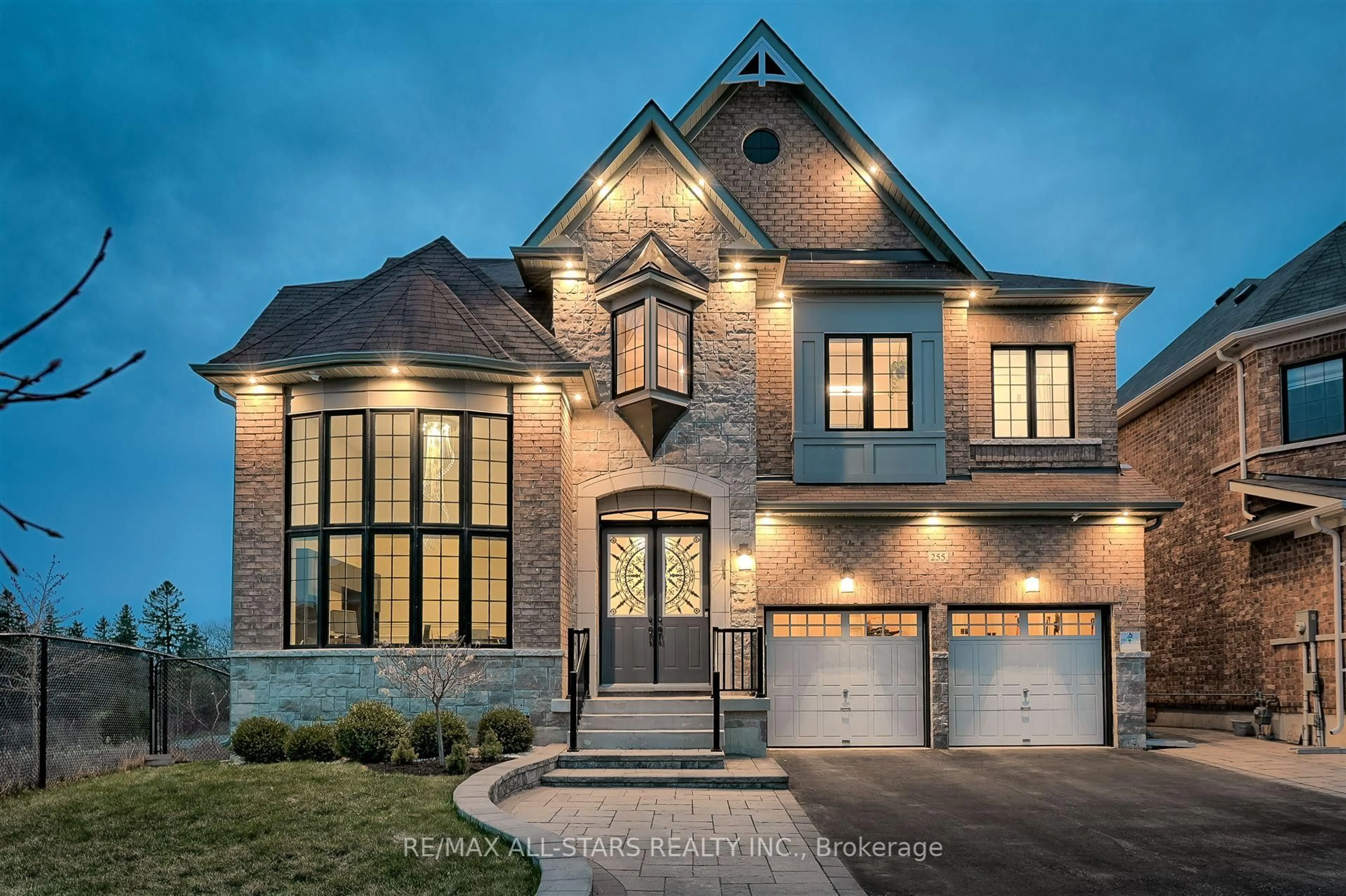 Home with brick exterior material, street for 255 Baker Hill Blvd, Whitchurch-Stouffville Ontario L4A 4P8
