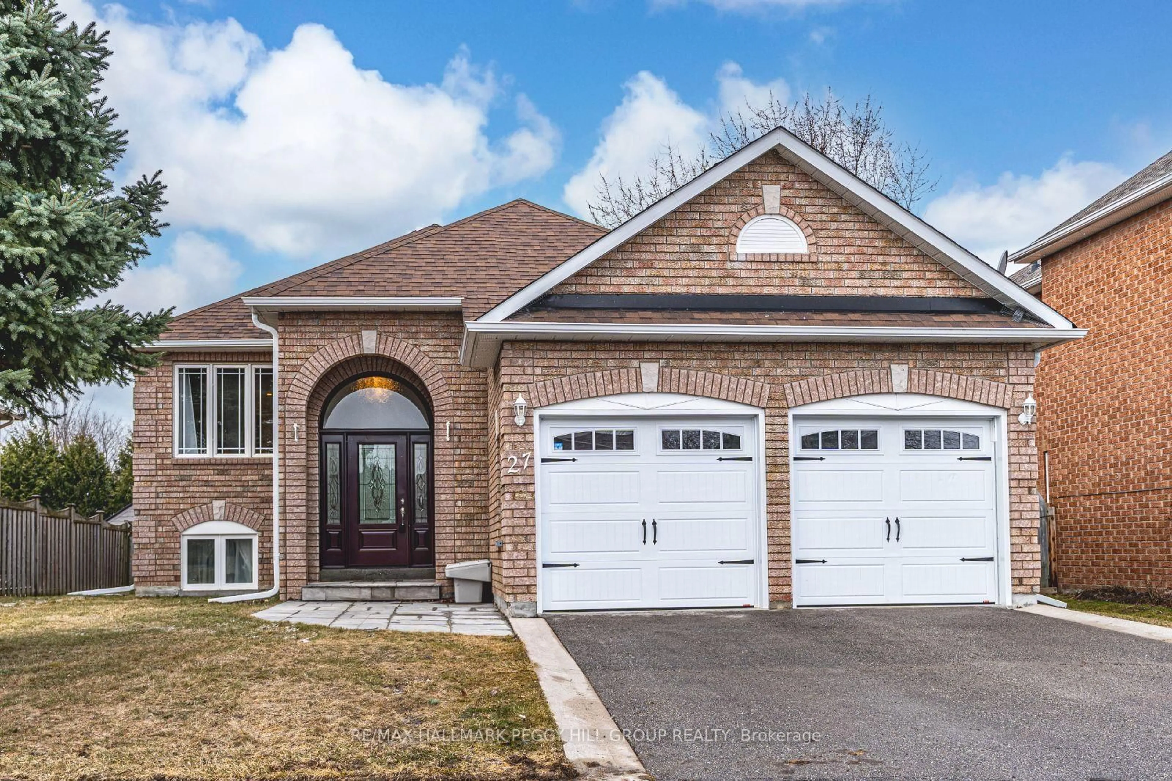 Home with brick exterior material, street for 27 Fairwood Dr, Georgina Ontario L4P 3X6