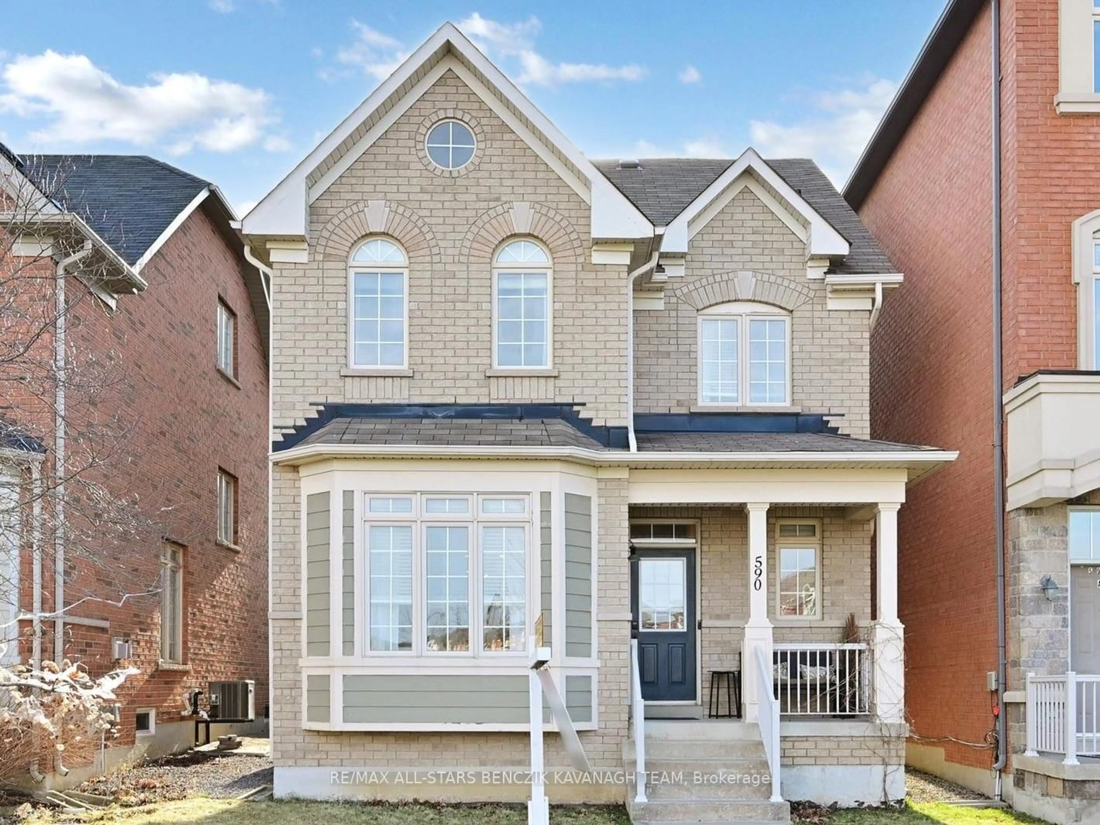 Home with brick exterior material, street for 590 Country Glen Rd, Markham Ontario L6B 1E8