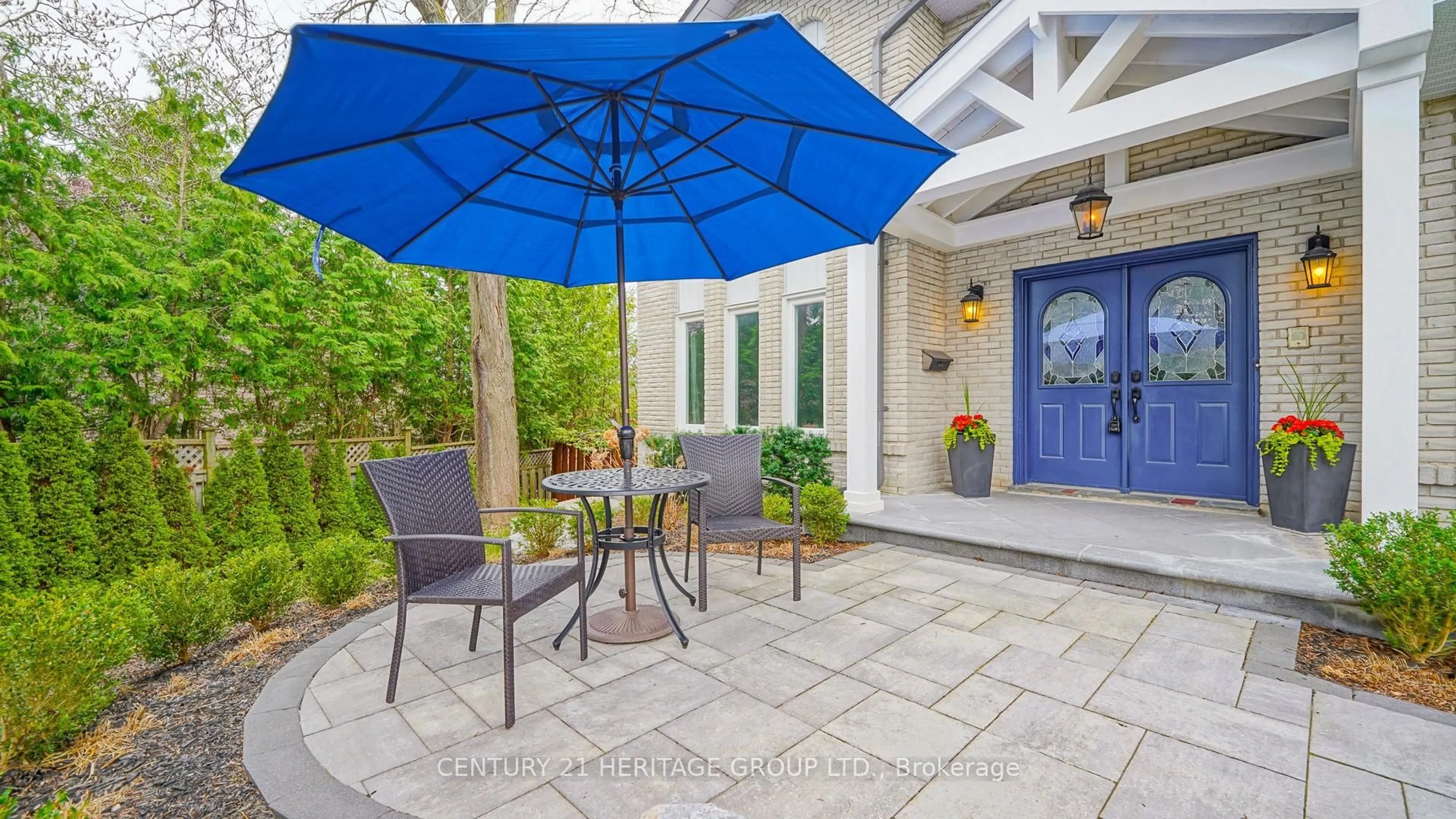 Patio, street for 12 Cedar Forest Crt, Markham Ontario L3T 2A4