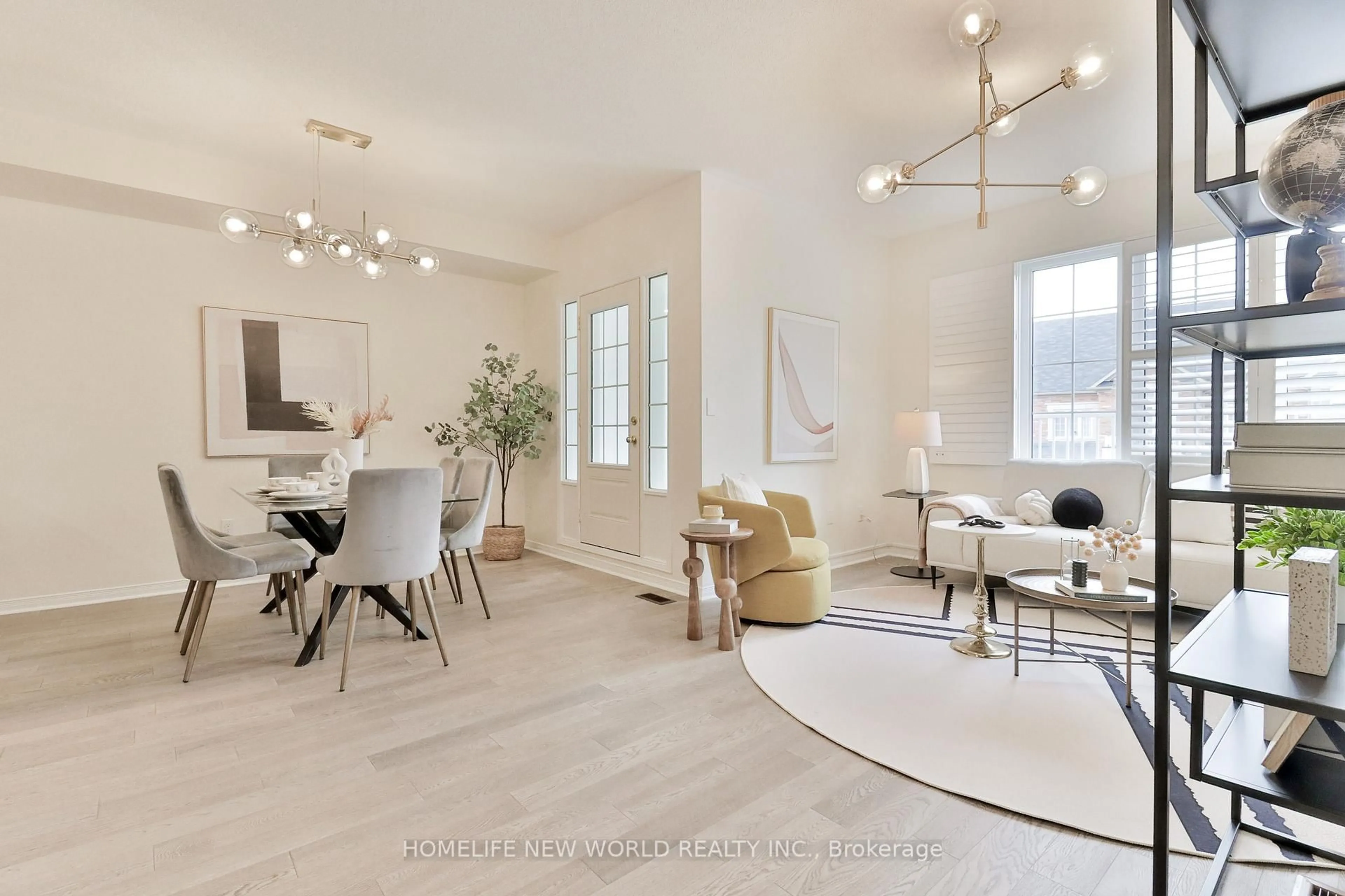 Living room with furniture, unknown for 69 Ness Dr, Richmond Hill Ontario L4S 0K5