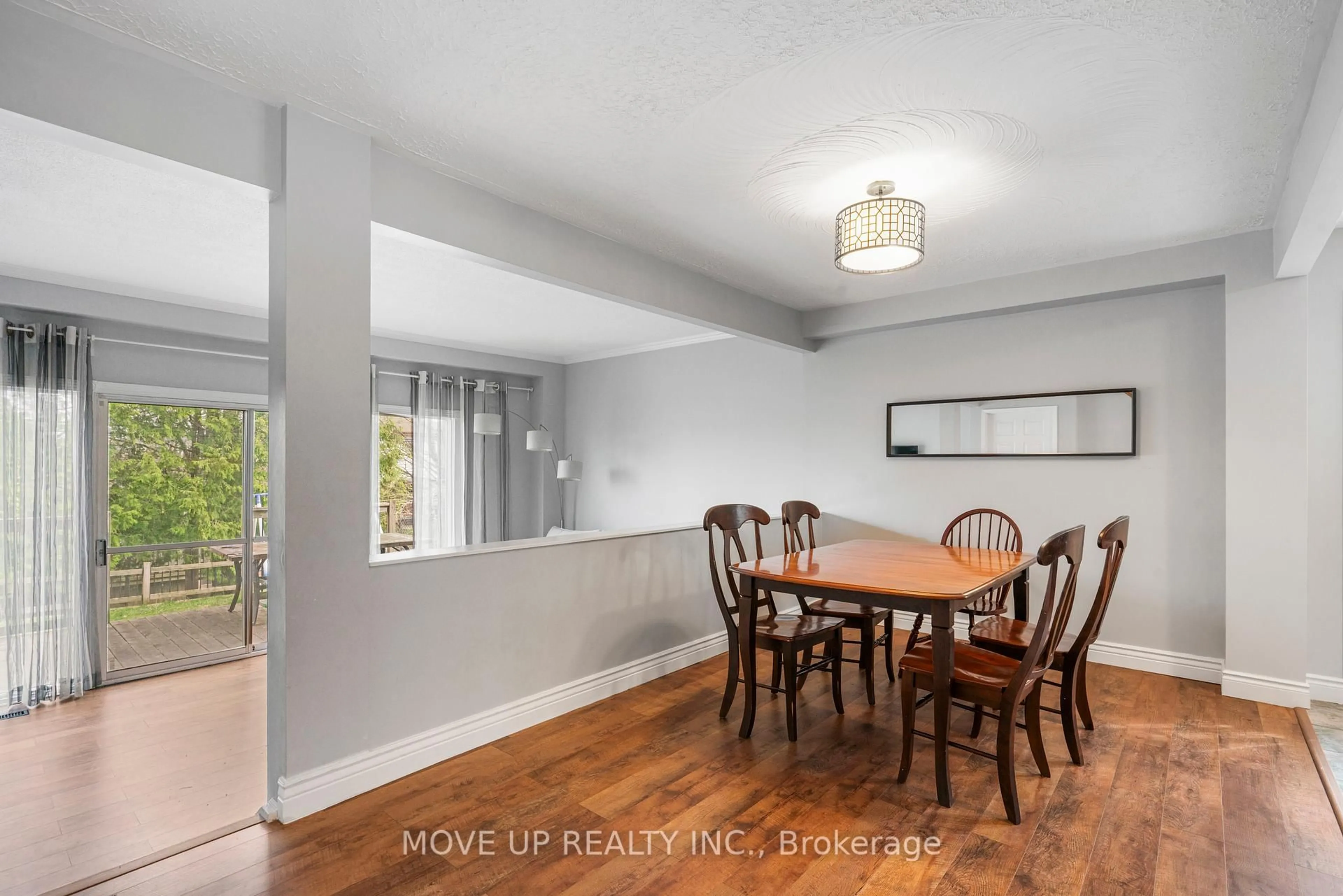 Dining room, unknown for 785 Pam Cres, Newmarket Ontario L3Y 5B7