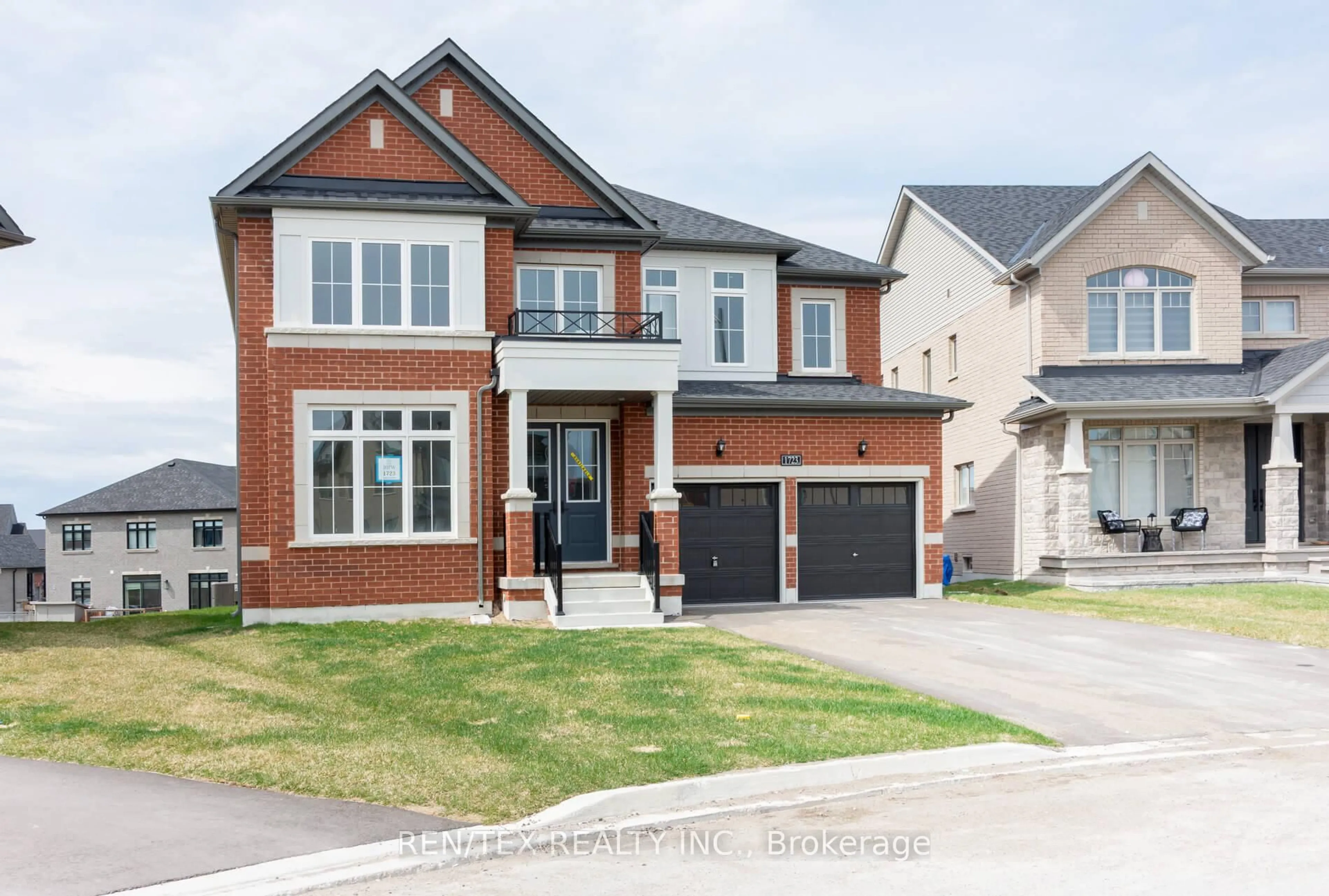 Home with brick exterior material, street for 1723 Corsal Crt, Innisfil Ontario L9S 4W7