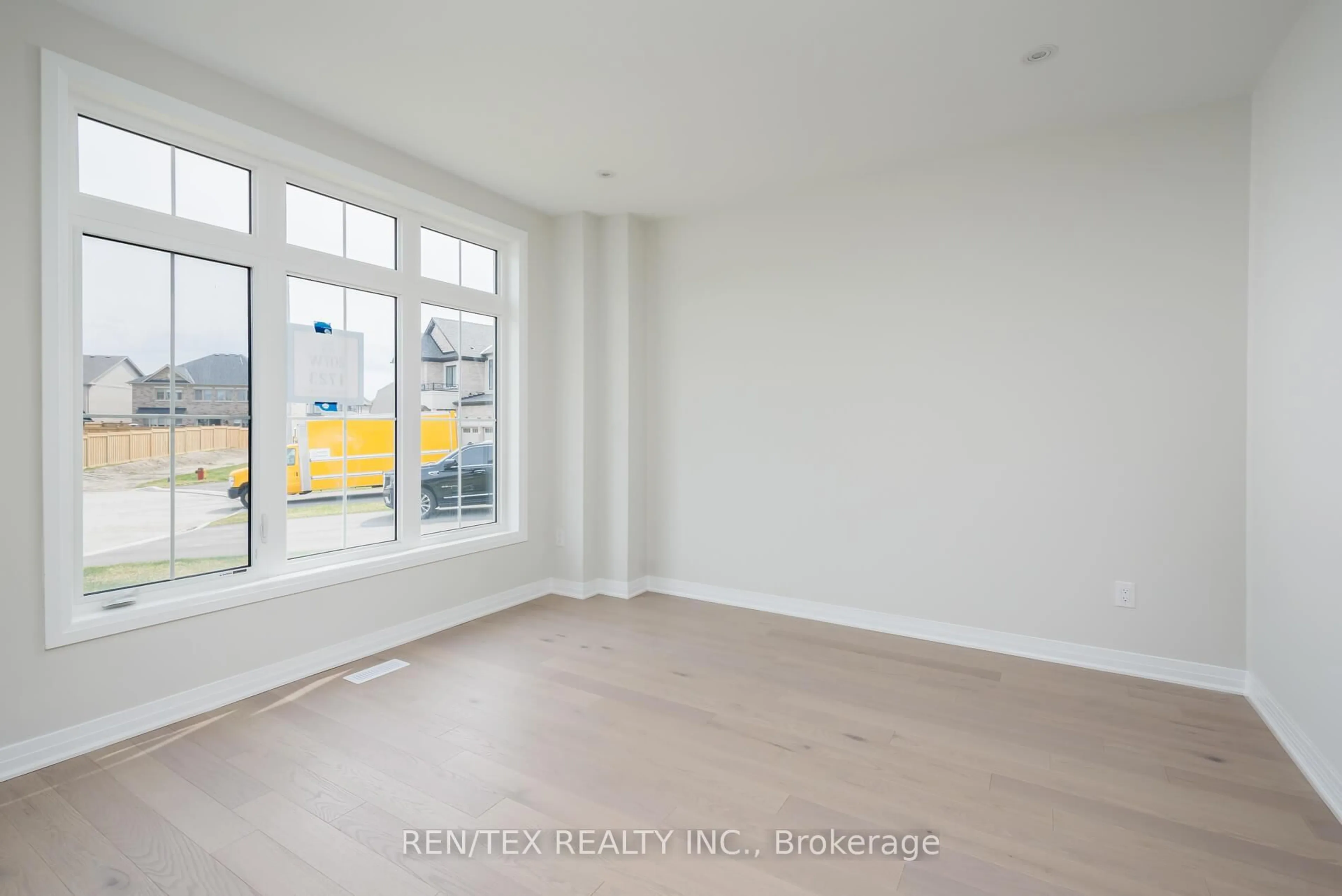 A pic of a room for 1723 Corsal Crt, Innisfil Ontario L9S 4W7