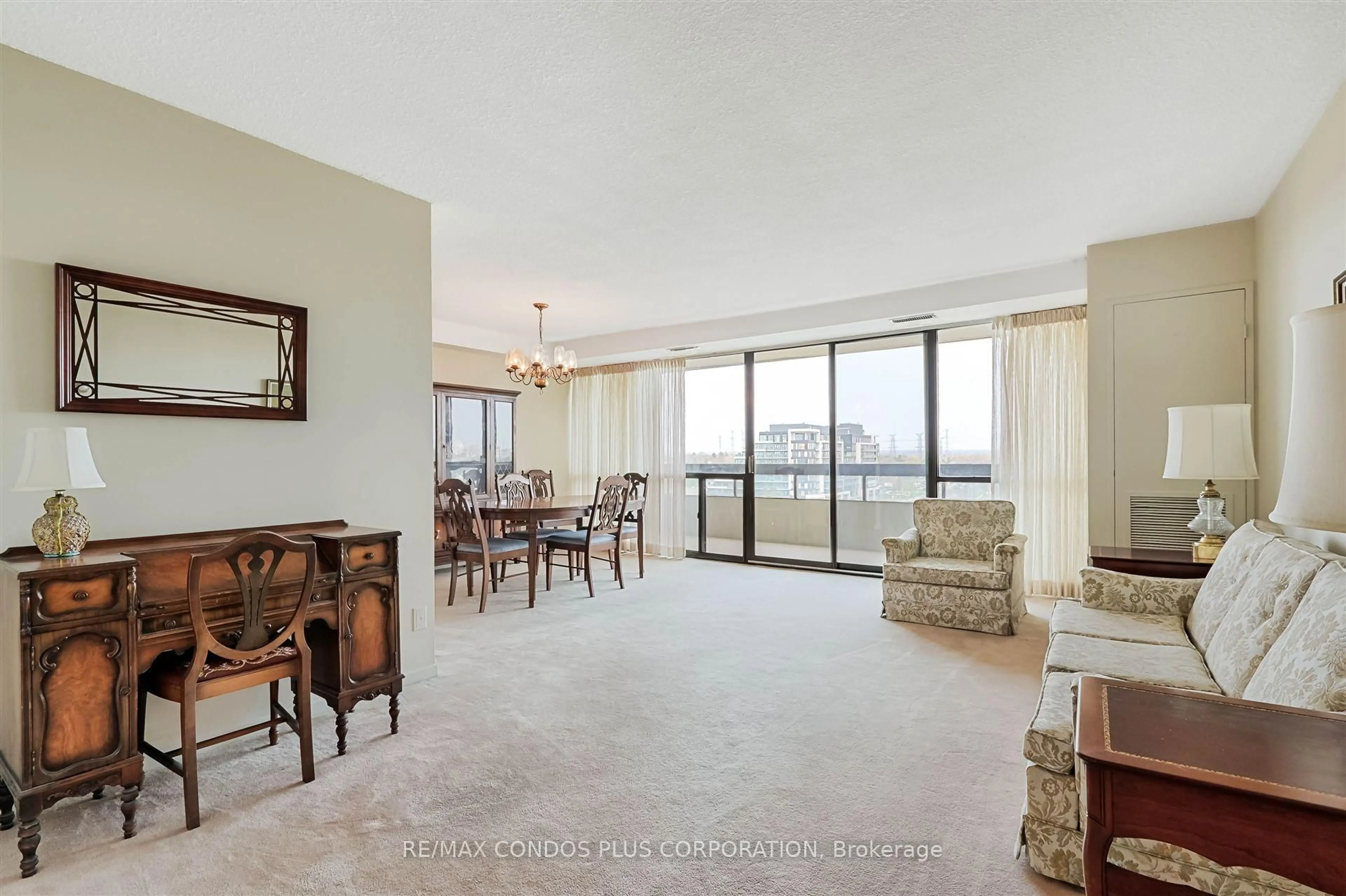 Living room with furniture, unknown for 8111 Yonge St ##1106, Markham Ontario L3T 4V9