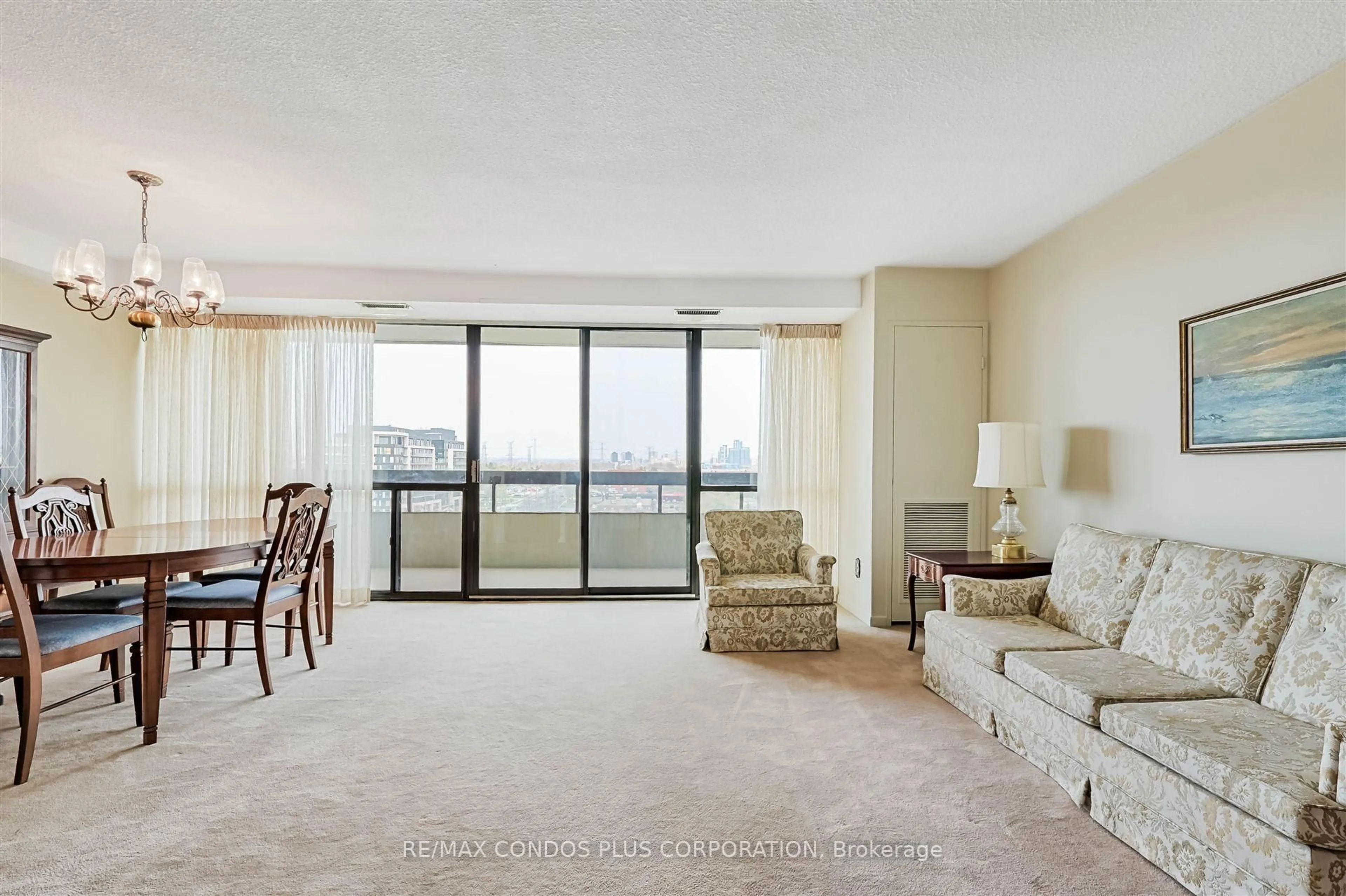 Living room with furniture, unknown for 8111 Yonge St ##1106, Markham Ontario L3T 4V9