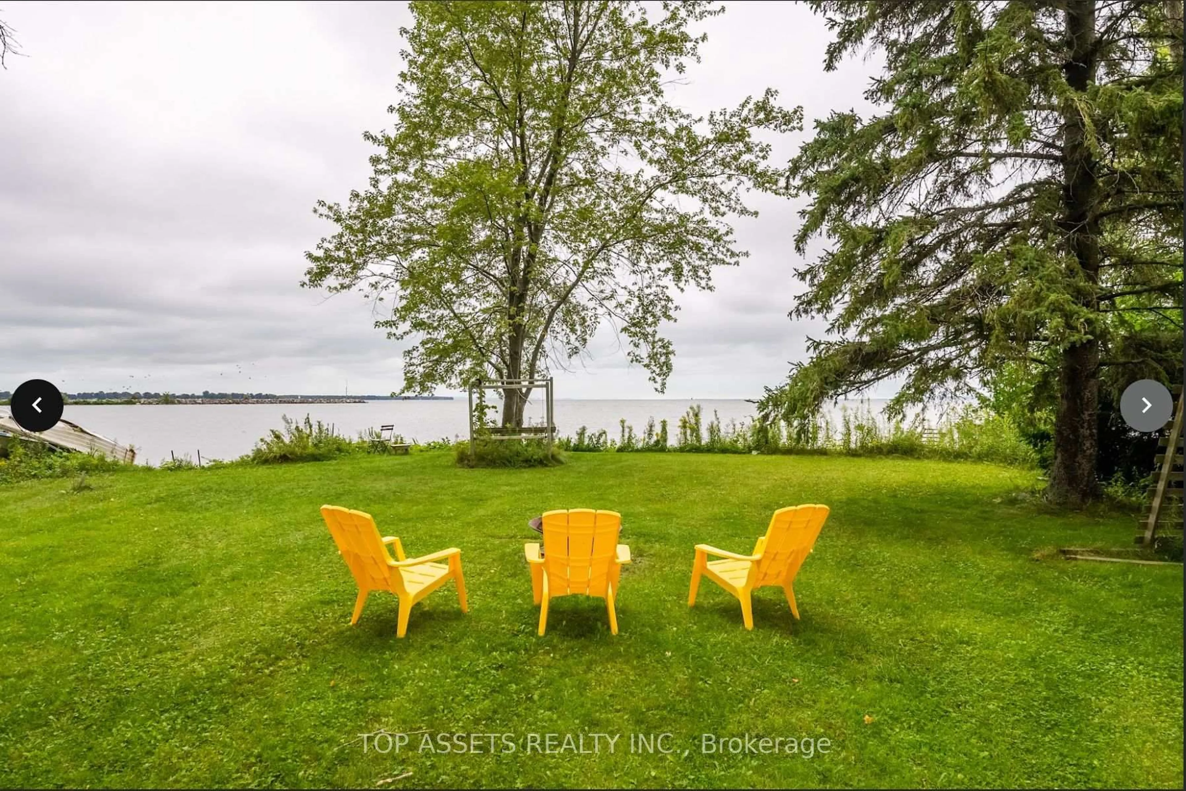 Patio, water/lake/river/ocean view for 66 Irving Dr, Georgina Ontario L0E 1N0