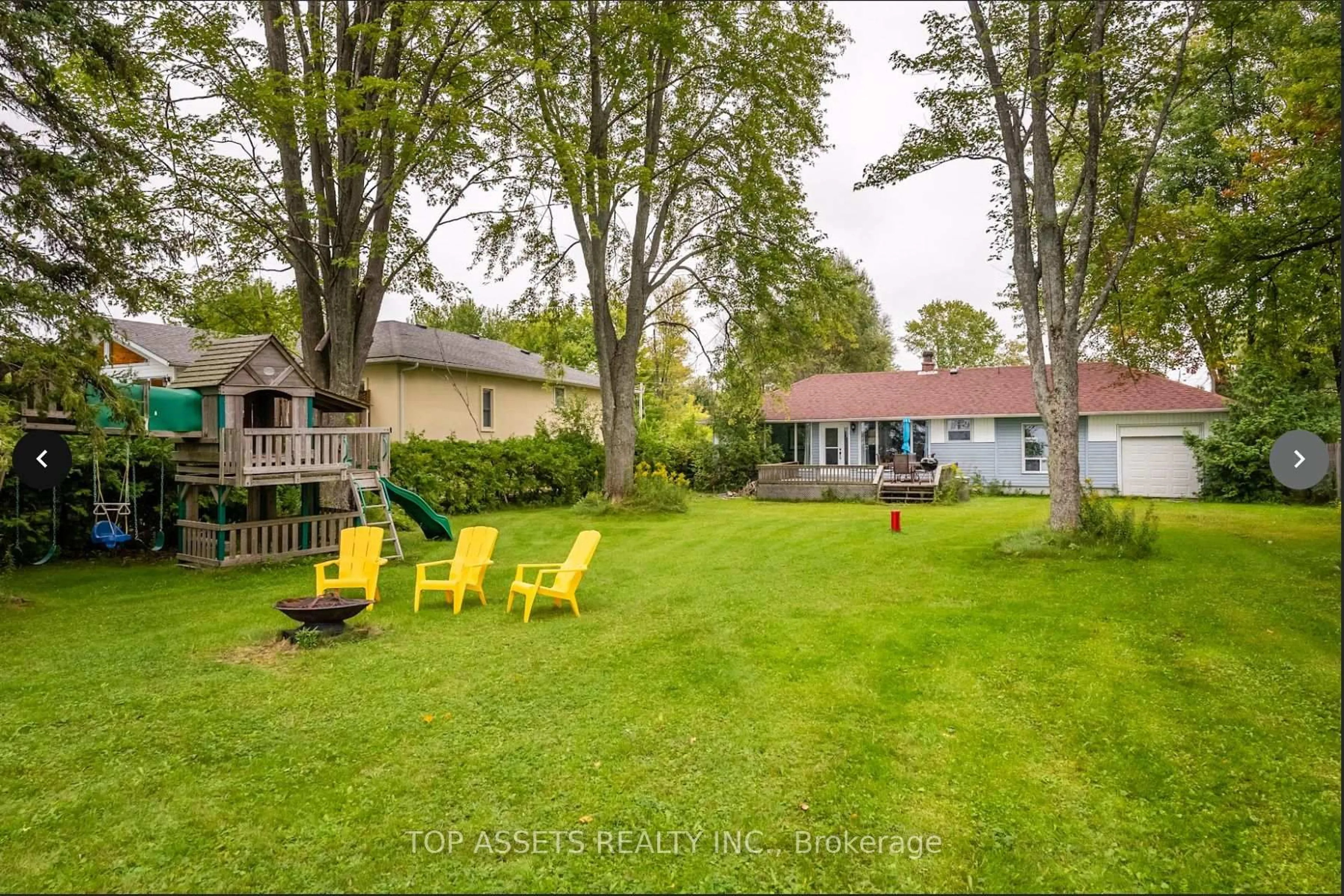 A pic from outside/outdoor area/front of a property/back of a property/a pic from drone, water/lake/river/ocean view for 66 Irving Dr, Georgina Ontario L0E 1N0