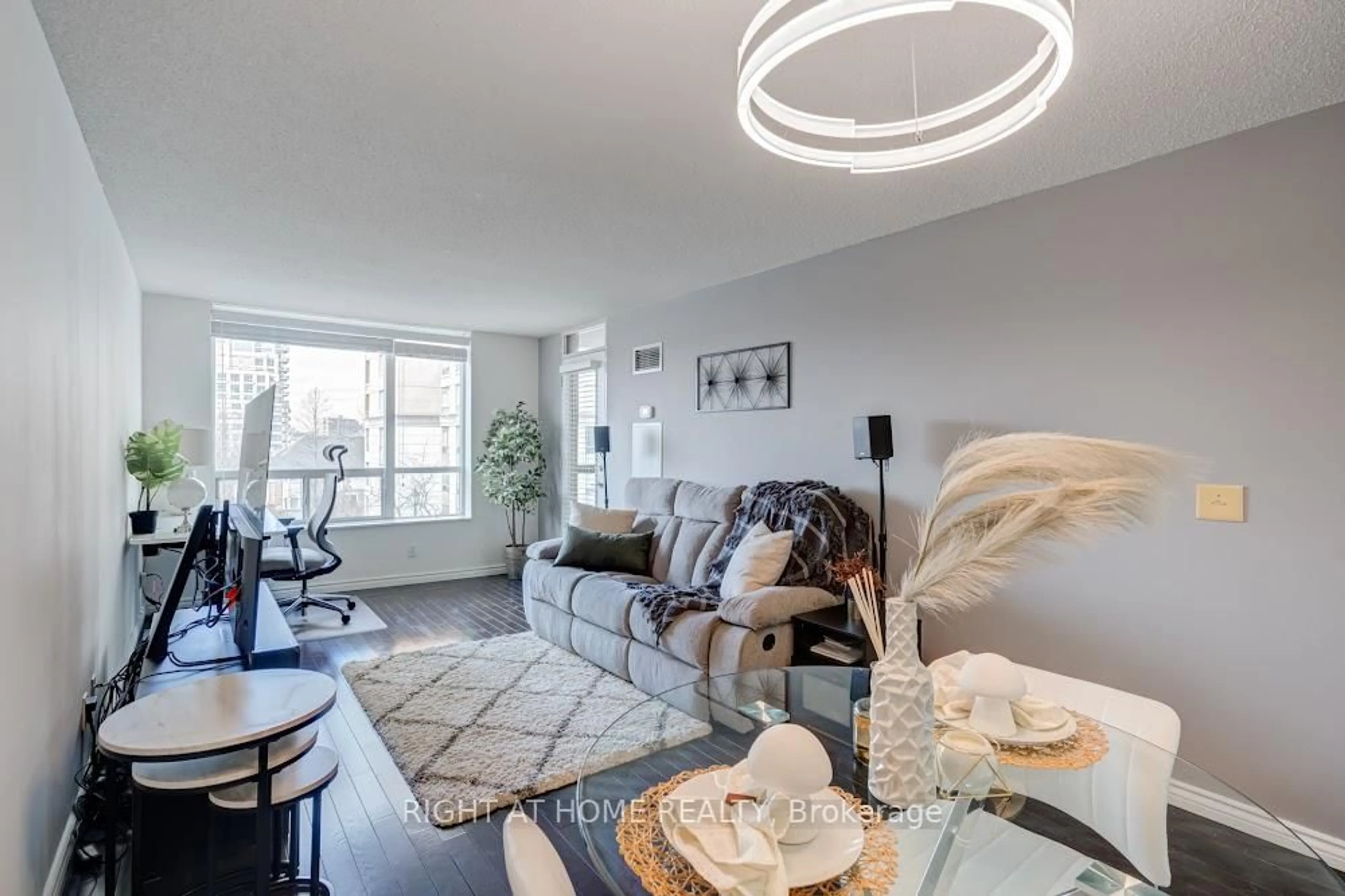 Living room with furniture, unknown for 19 Northern Heights Dr #304, Richmond Hill Ontario L4B 4M4