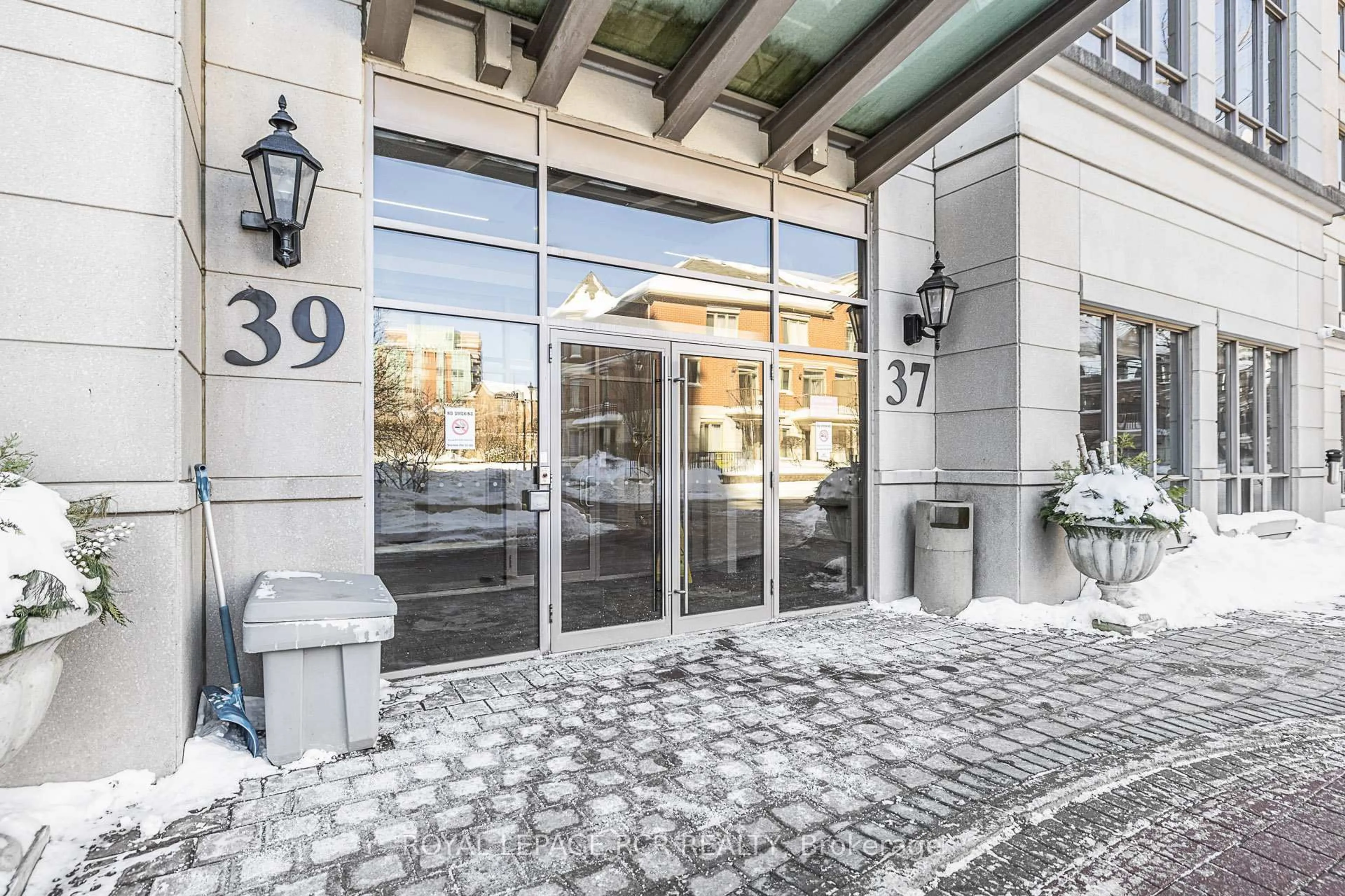 Unknown for 37 Galleria Pkwy #515, Markham Ontario L3T 0A5