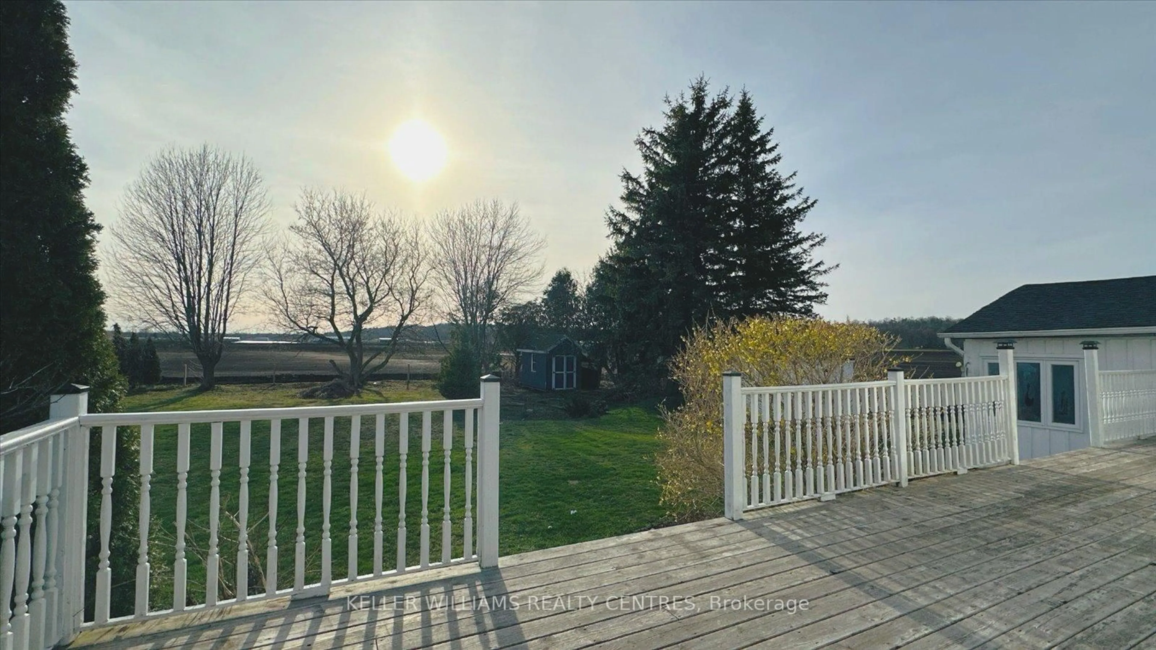 A pic from outside/outdoor area/front of a property/back of a property/a pic from drone, water/lake/river/ocean view for 1242 River Rd, Bradford West Gwillimbury Ontario L9N 1L3