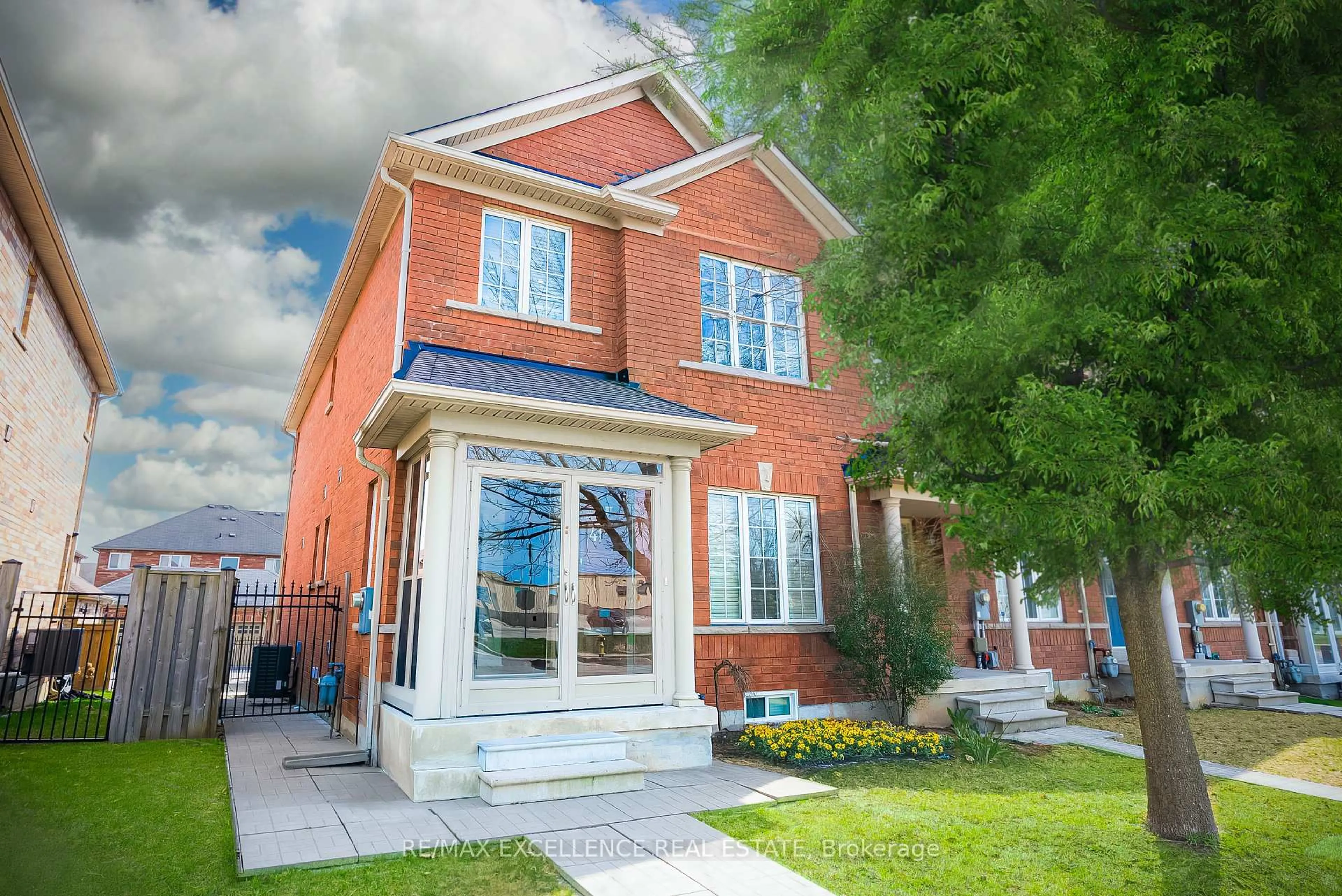 Home with brick exterior material, street for 41 Davos Rd, Vaughan Ontario L4H 2Y1