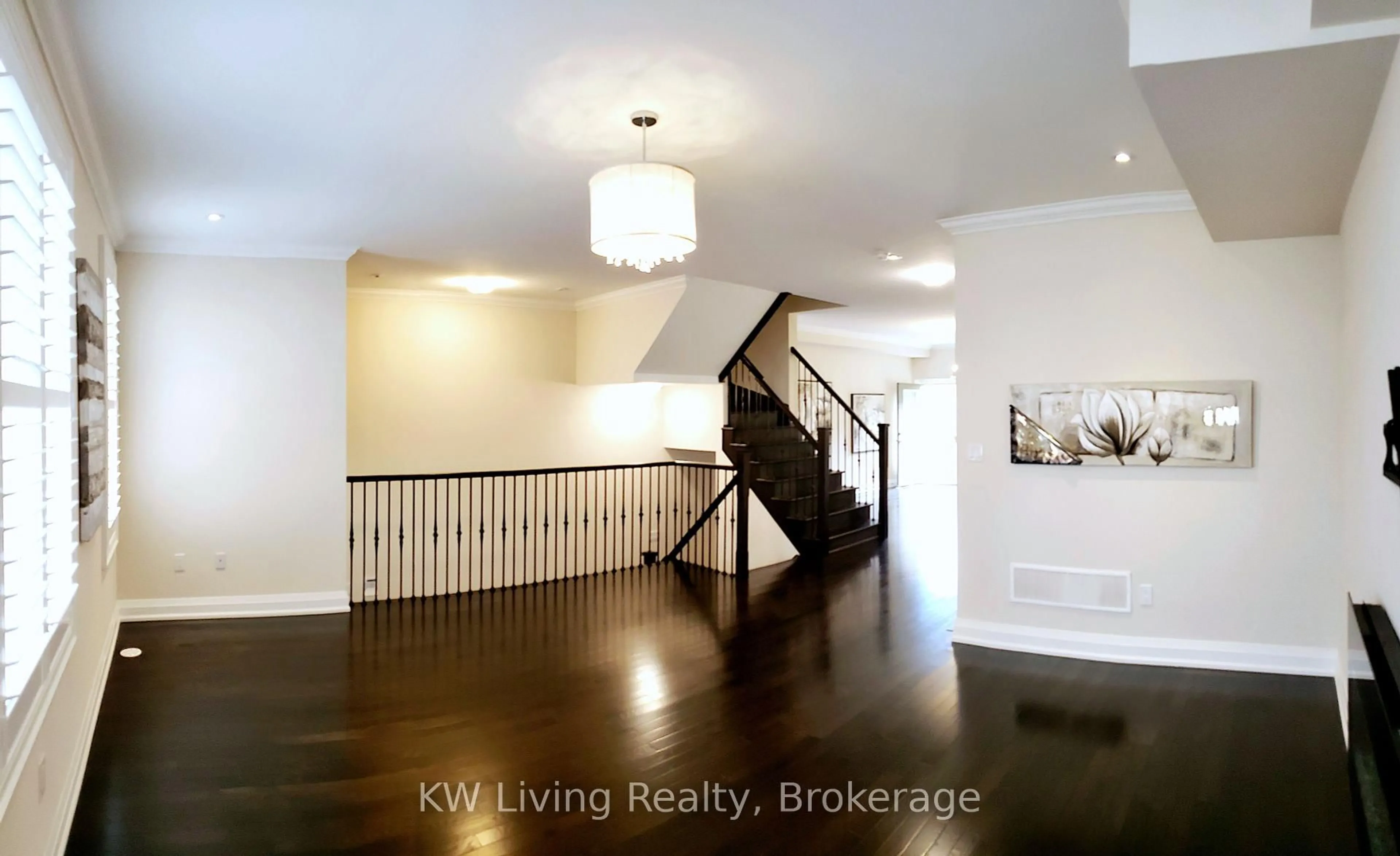 Indoor entryway for 34 Plowman Lane, Richmond Hill Ontario L4S 0G4