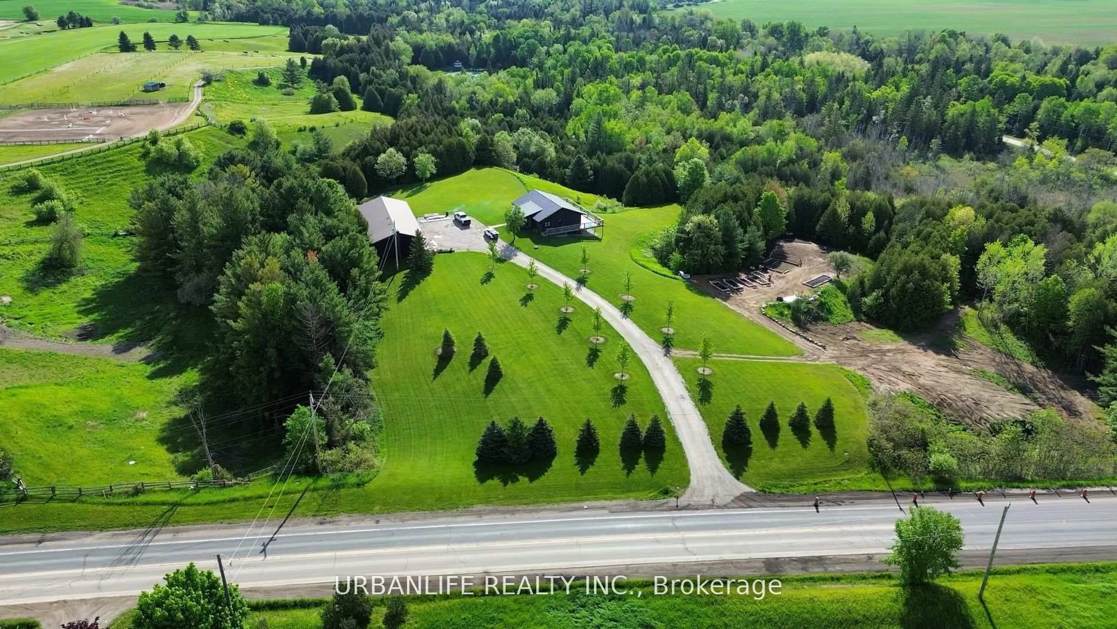 A pic from outside/outdoor area/front of a property/back of a property/a pic from drone, mountain view for 5181 County Road 27 N/A, Innisfil Ontario L0L 1L0
