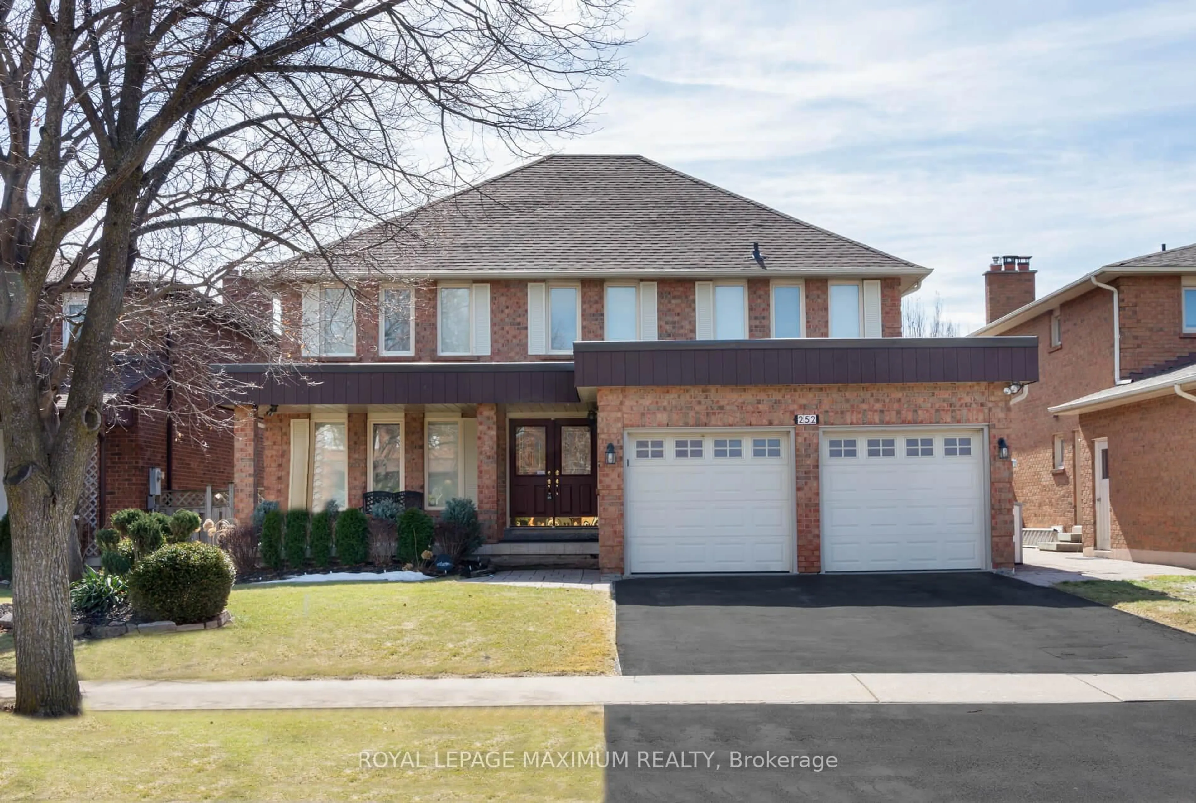 Home with brick exterior material, street for 252 Triton Ave, Vaughan Ontario L4L 6R1
