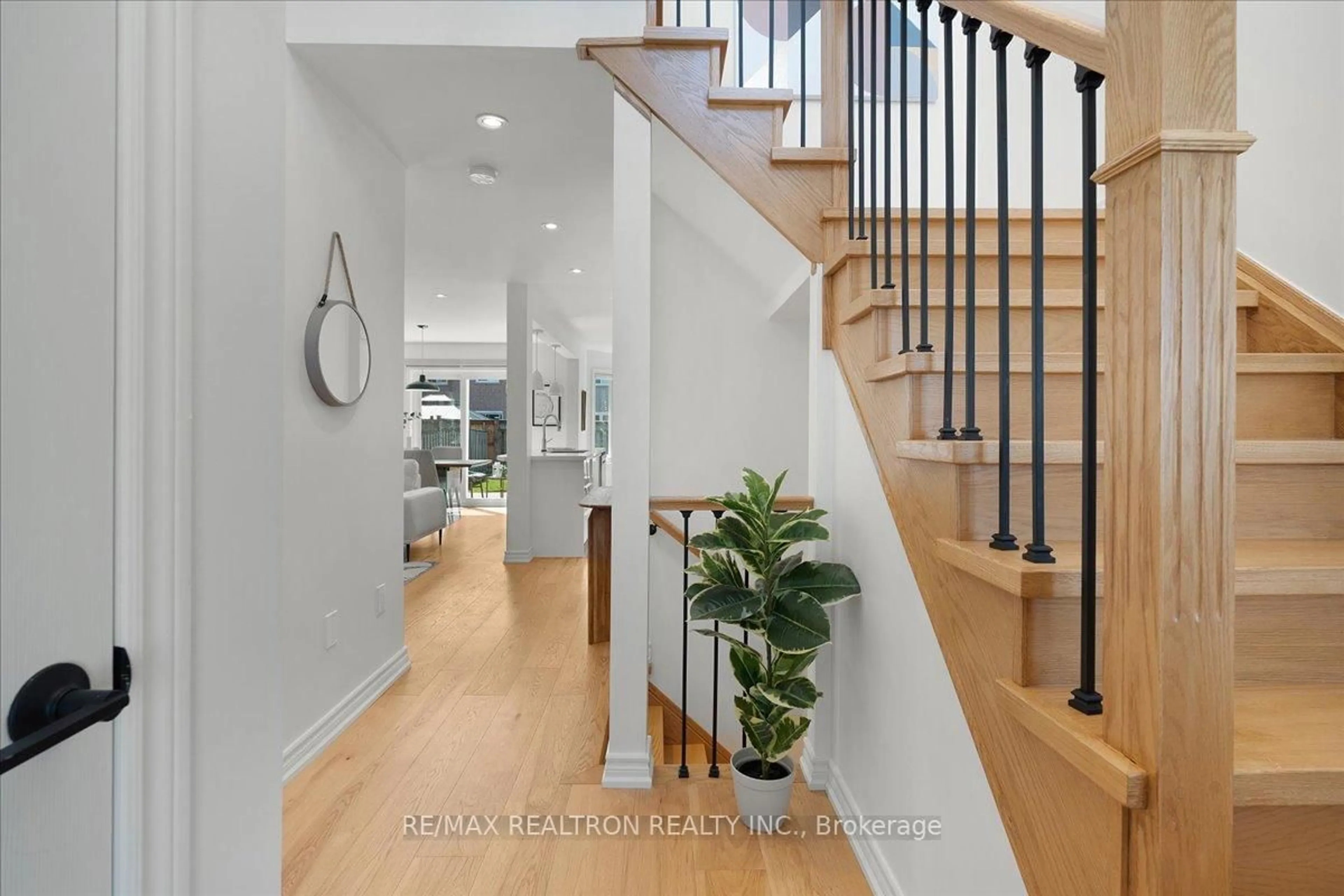 Unknown for 176 Hawker Rd, Vaughan Ontario L6A 2J6