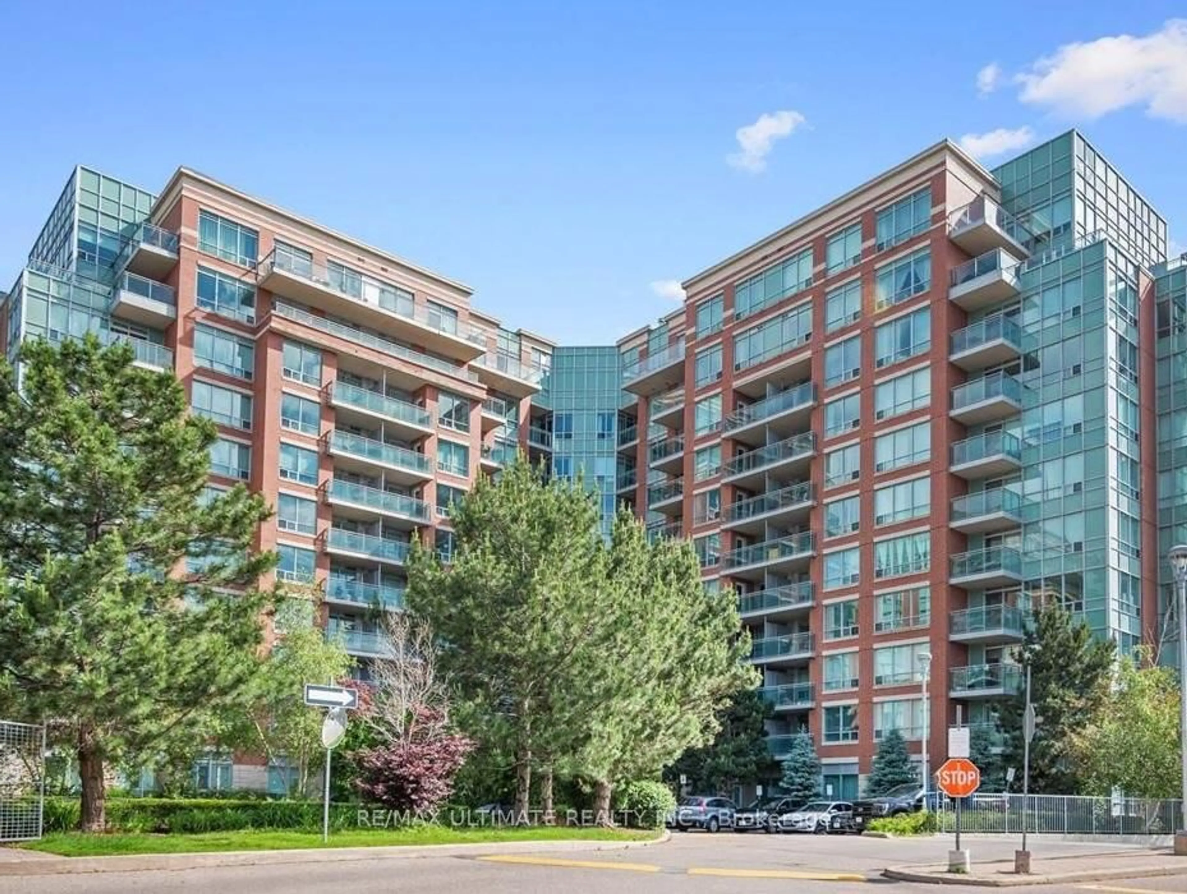 Unknown for 48 Suncrest Blvd #512, Markham Ontario L3T 7Y6