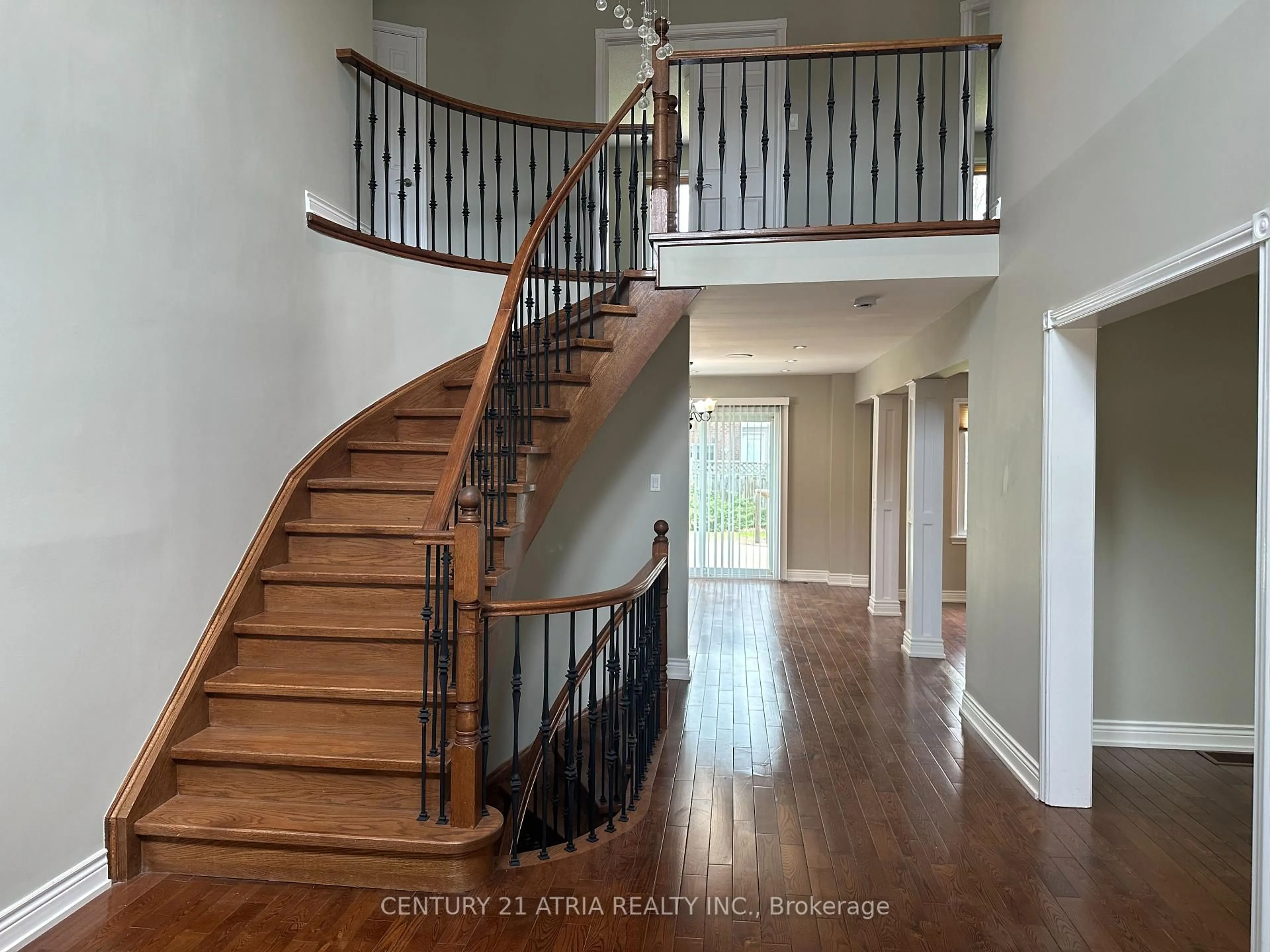 Unknown for 589 Village Pkwy, Markham Ontario L3R 6C1