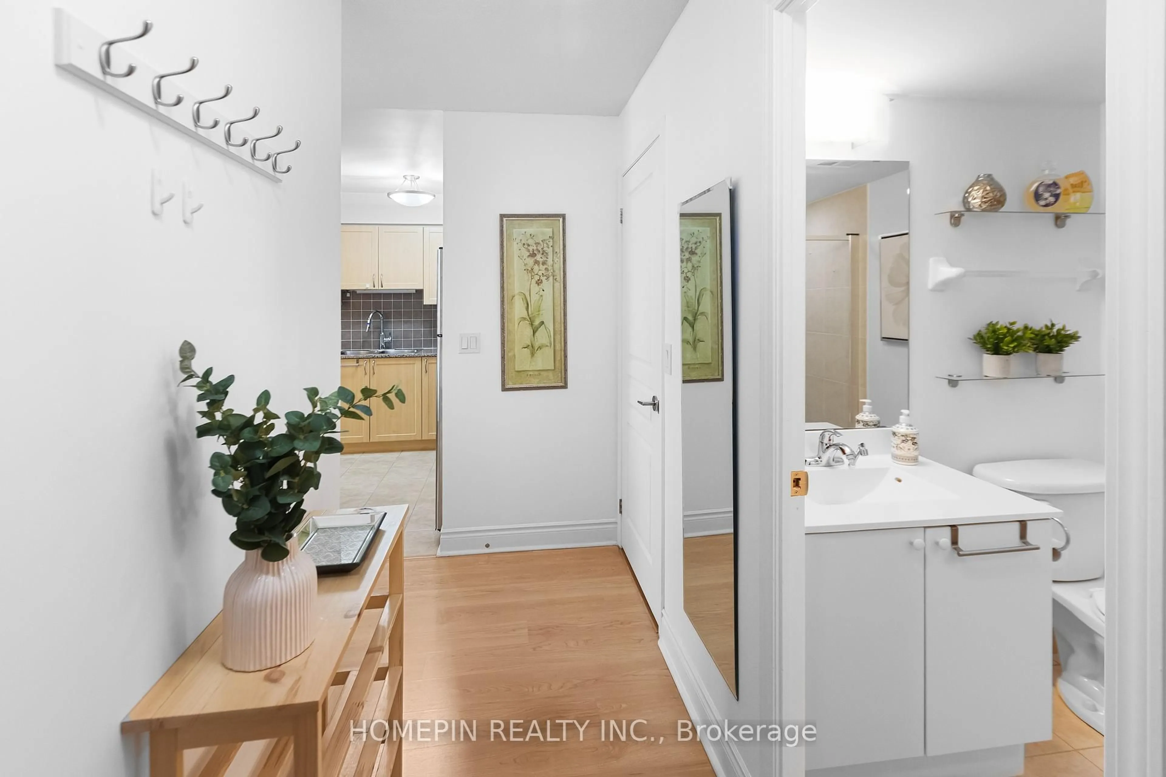 Unknown for 55 South Town Centre Blvd #303, Markham Ontario L6G 0B1