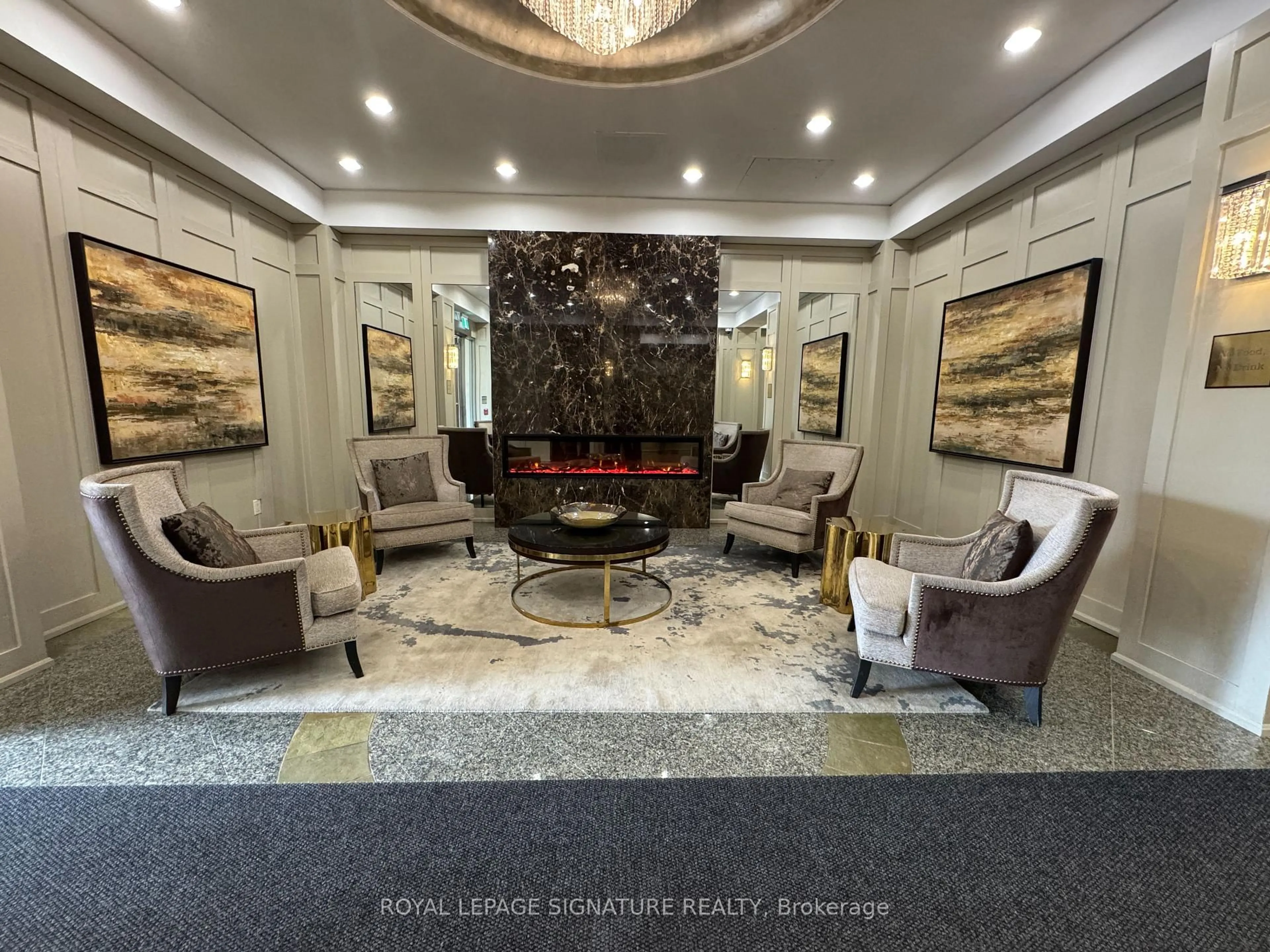 Lobby for 9 Northern Heights Dr #413, Richmond Hill Ontario L4B 4M5