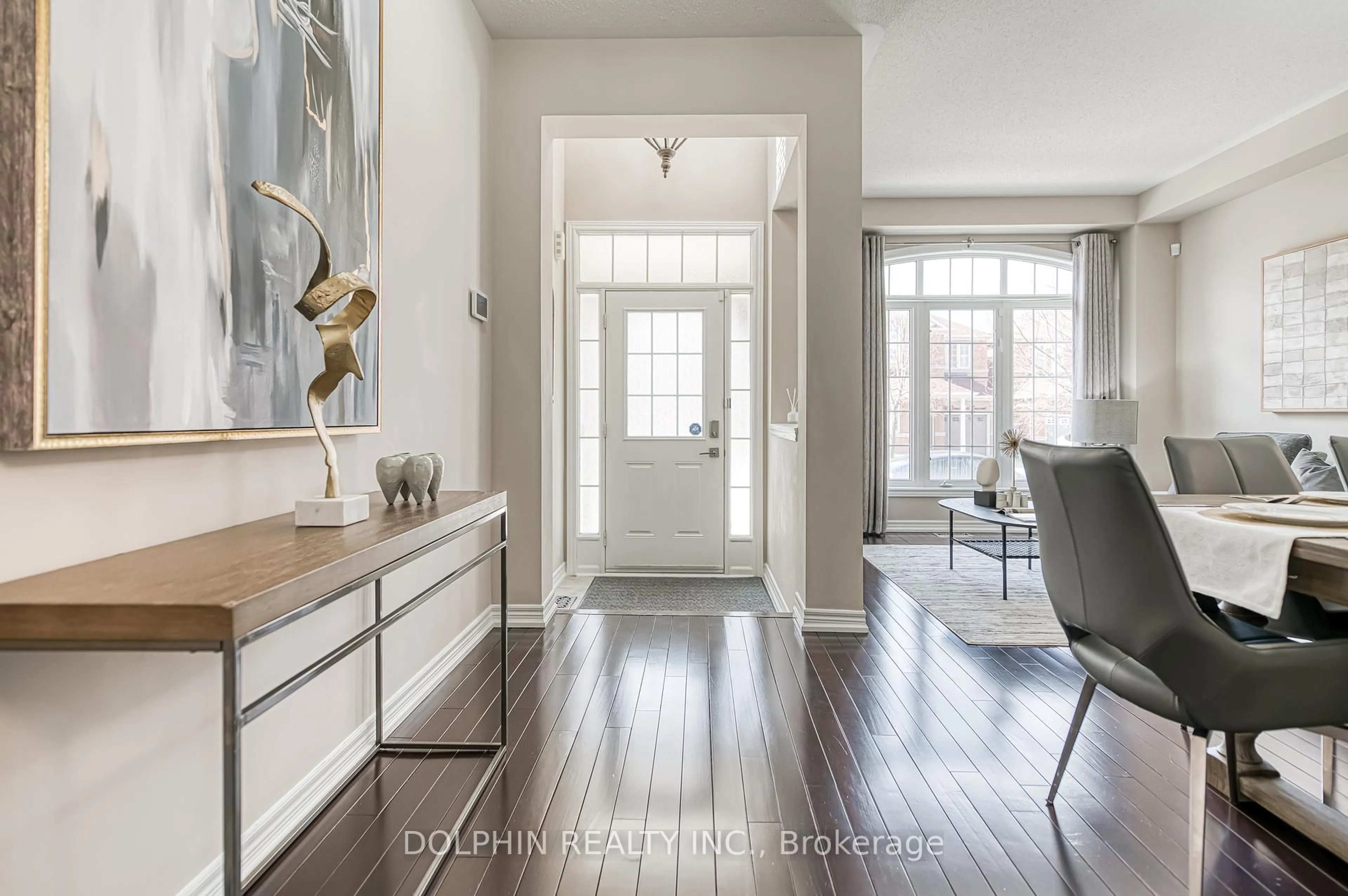 Indoor entryway for 83 Stonechurch Cres, Markham Ontario L6B 0H4